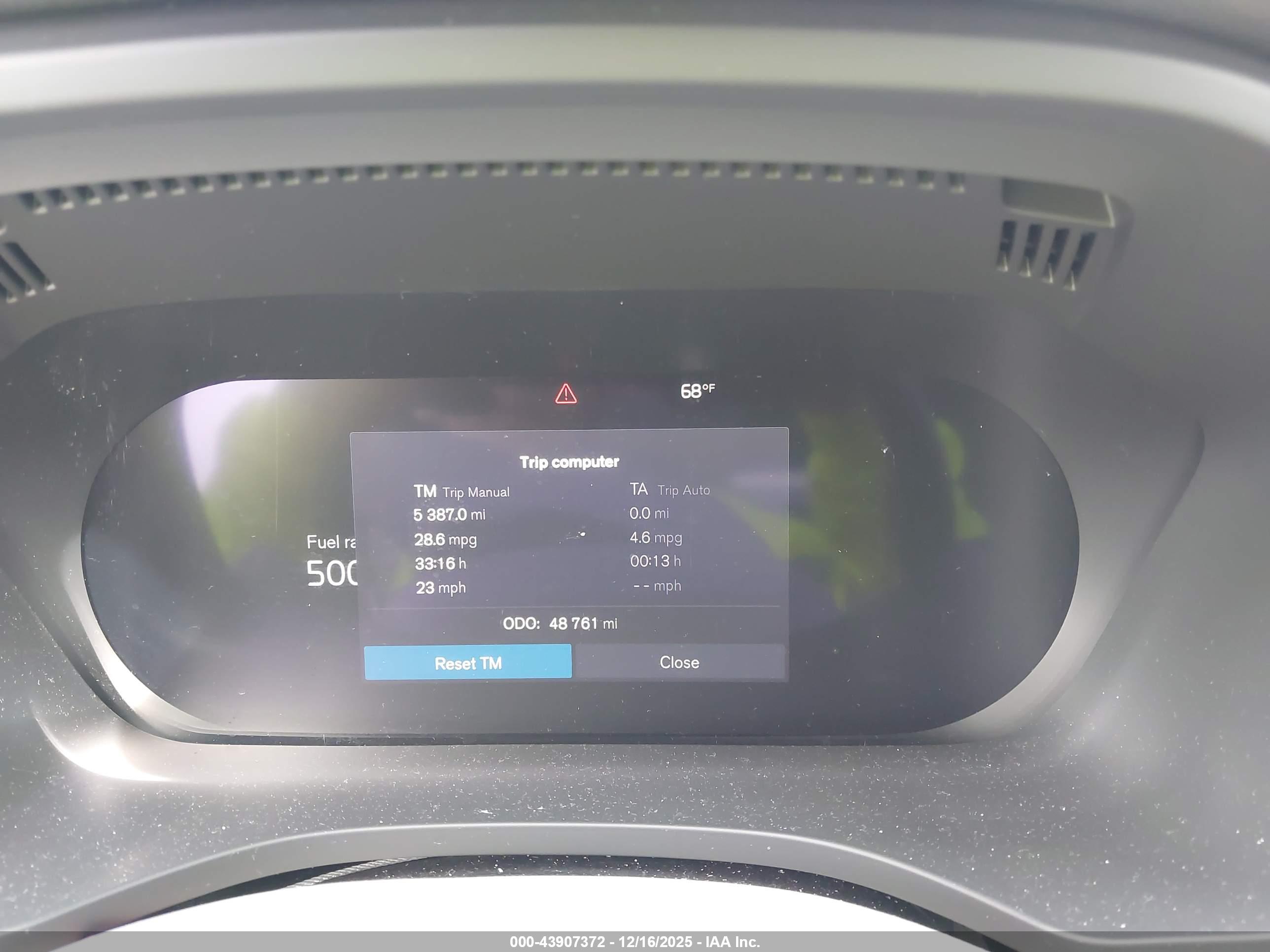 VOLVO XC60 image 7