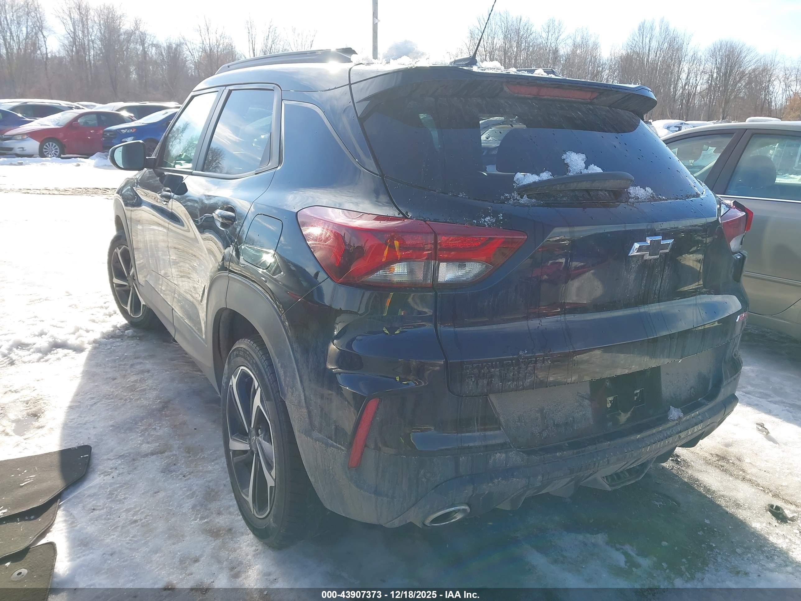 CHEVROLET TRAILBLAZER image 3