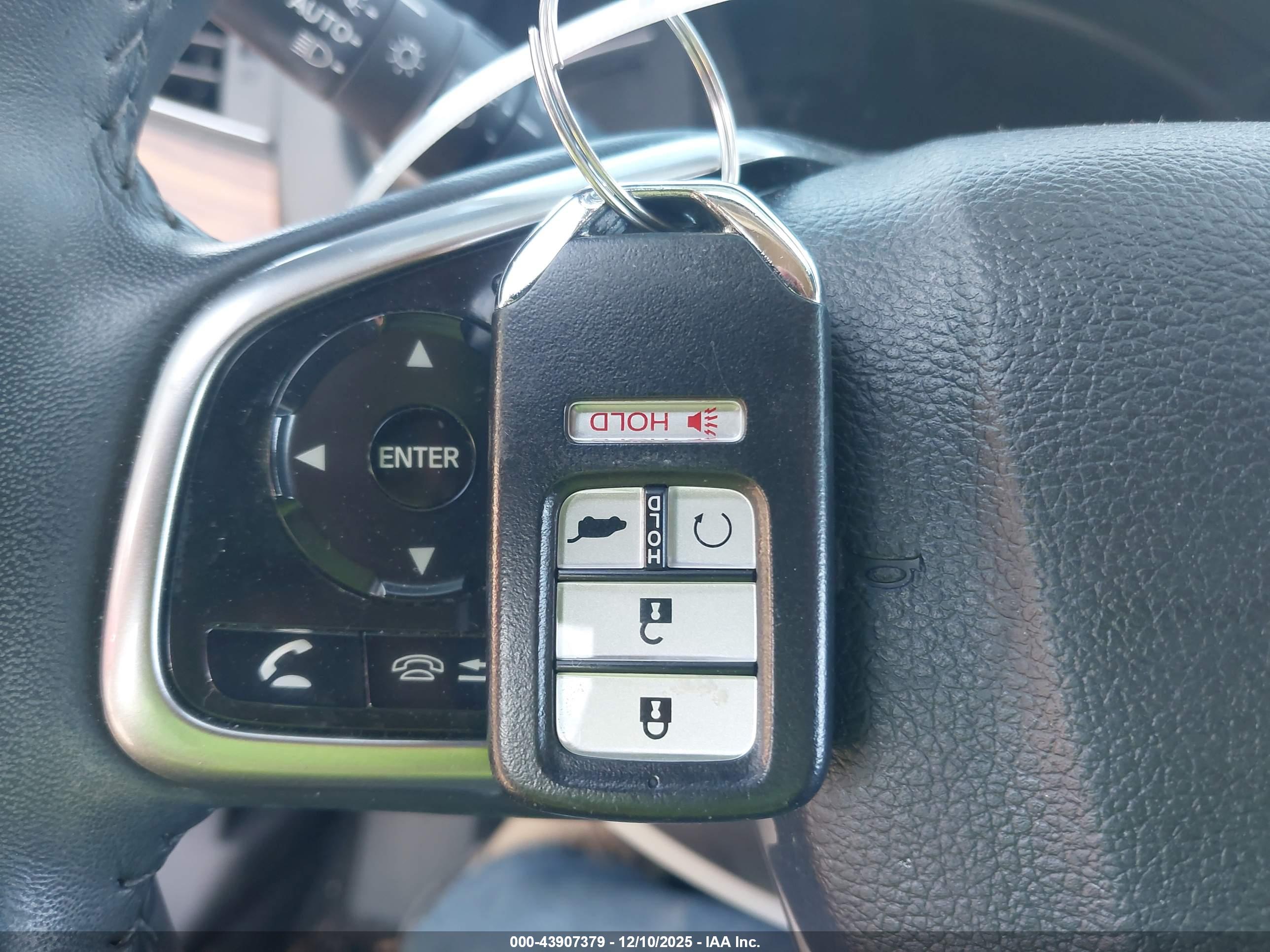 HONDA CR-V image 11