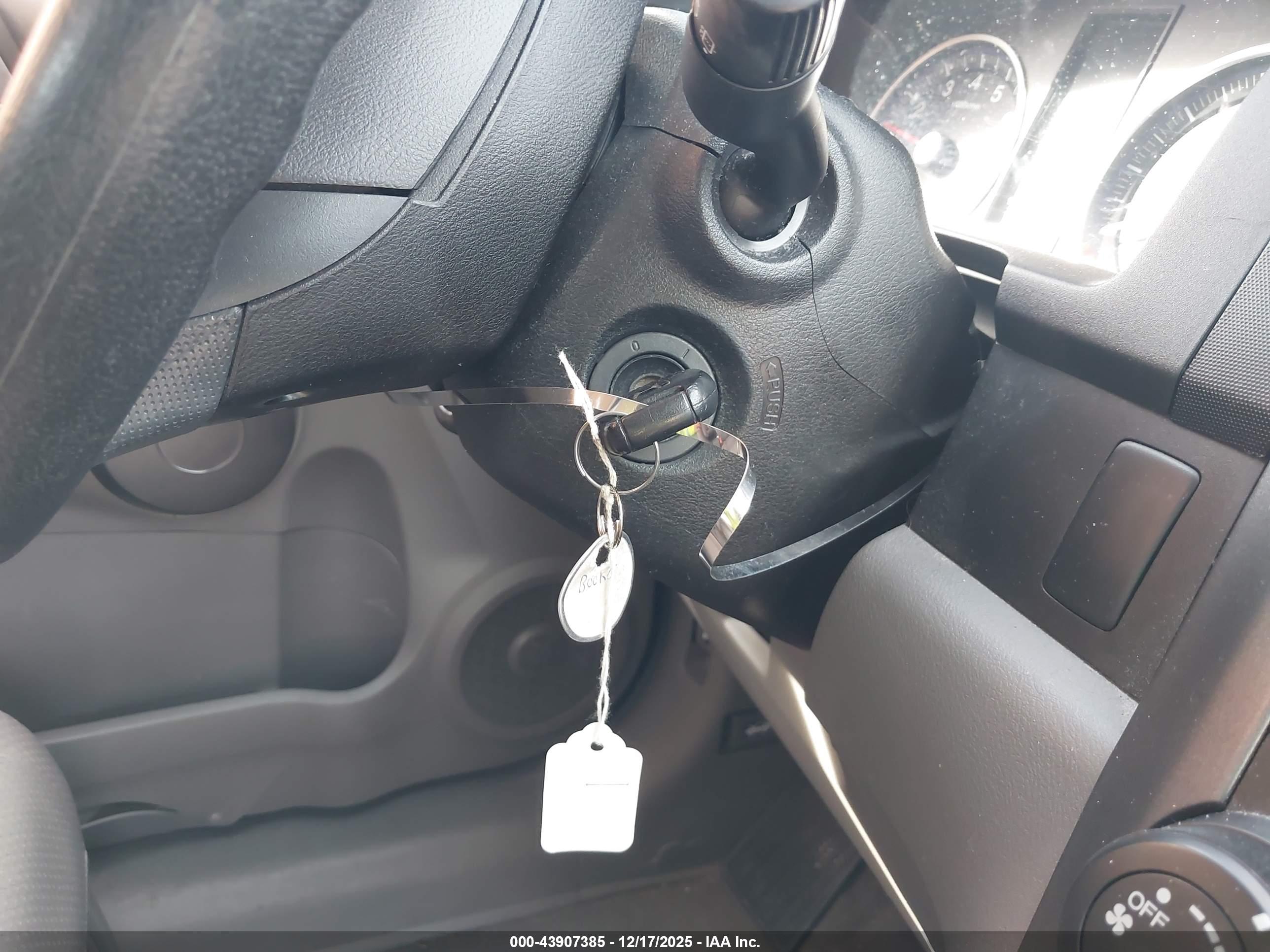 HONDA CR-V image 11