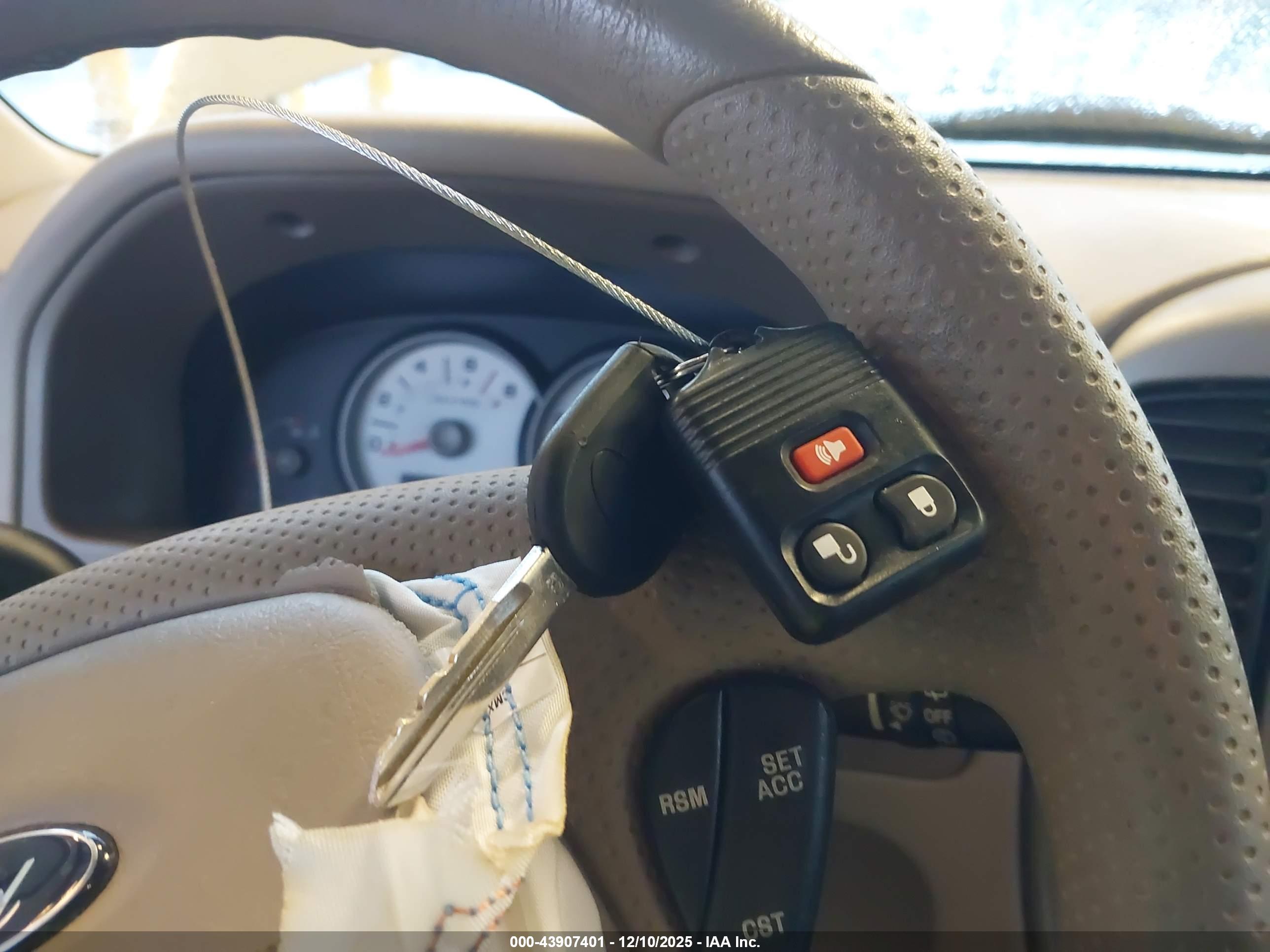 FORD ESCAPE image 11