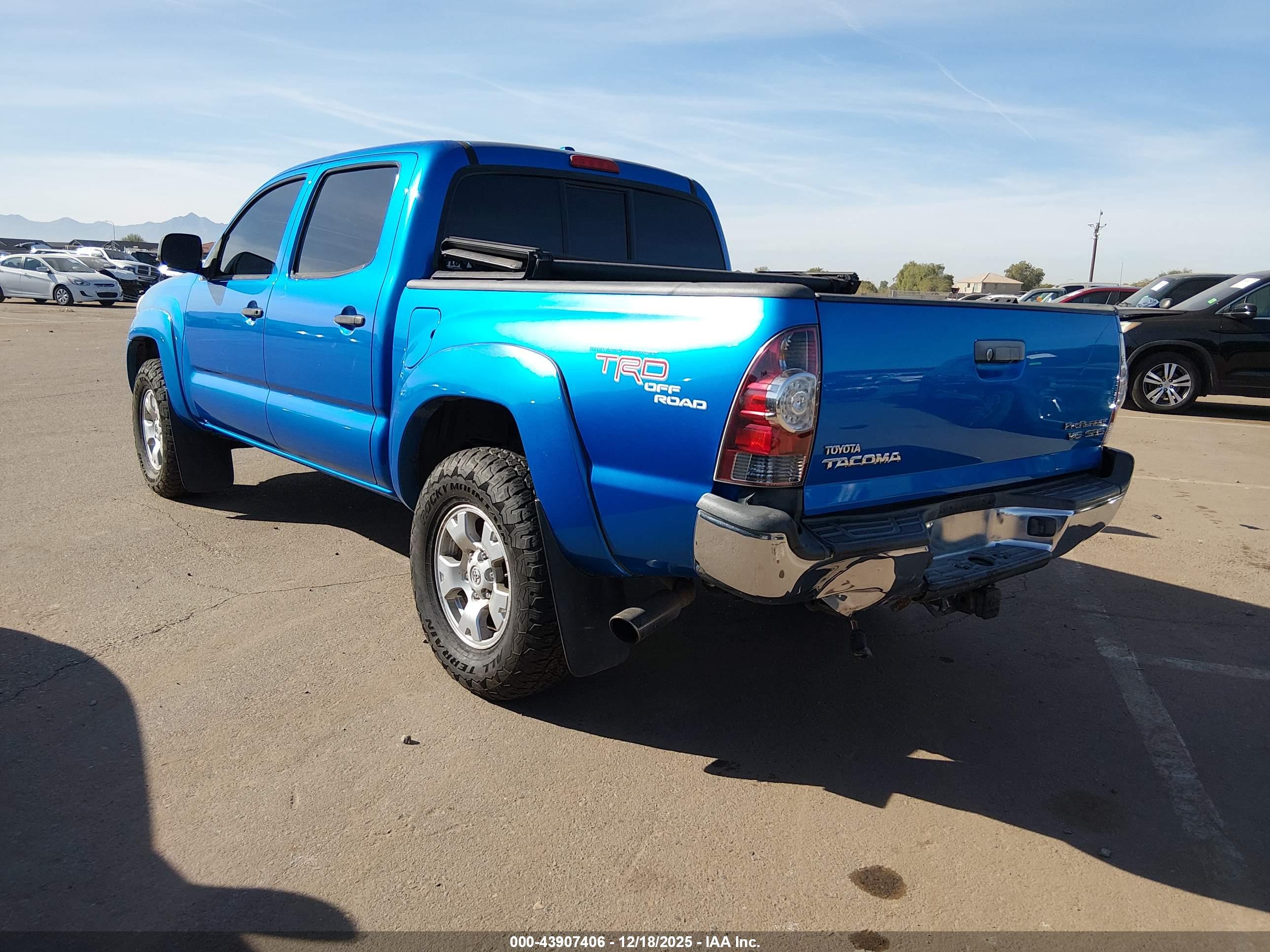 TOYOTA TACOMA image 6