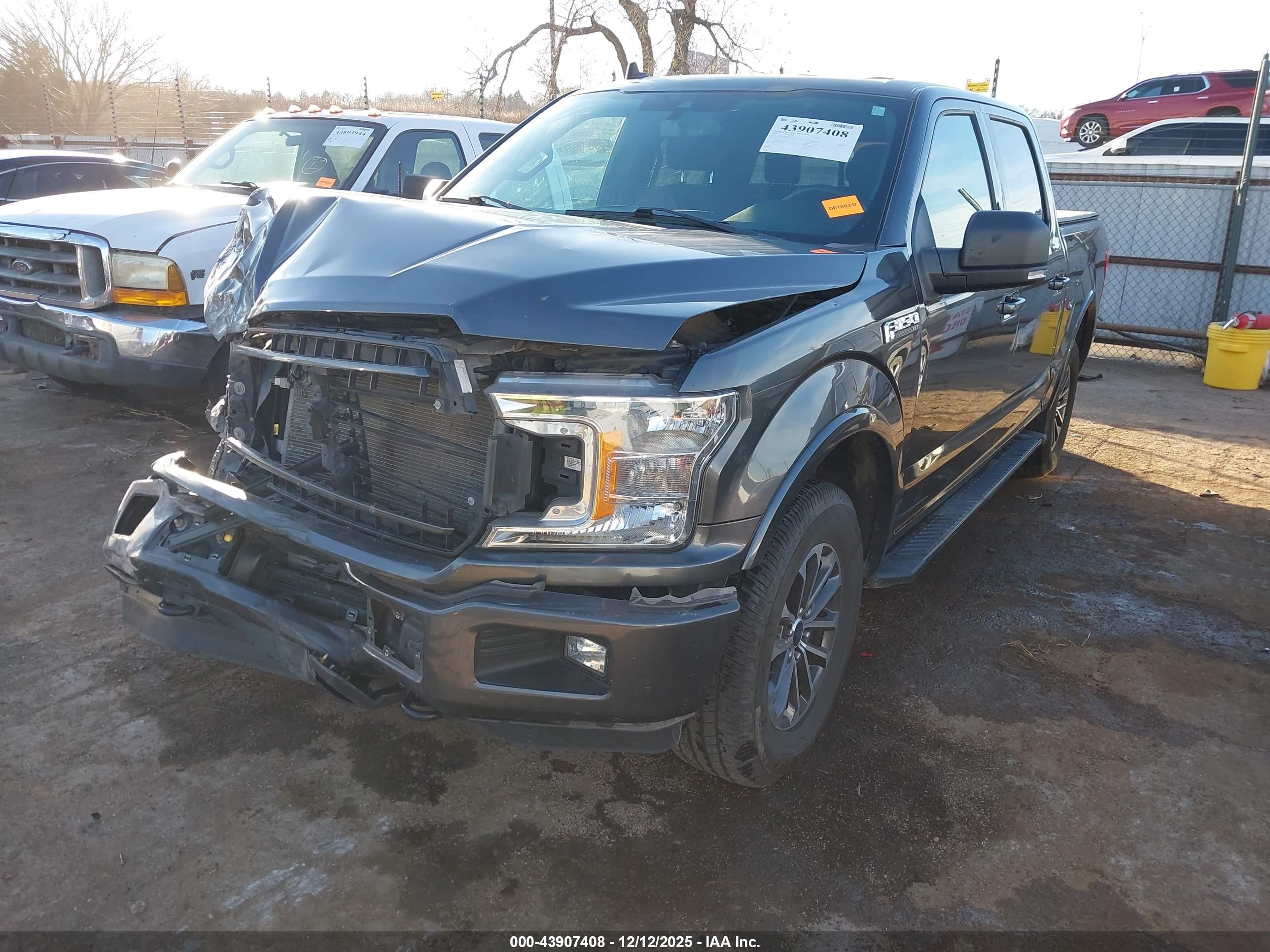 FORD F-150 image 2