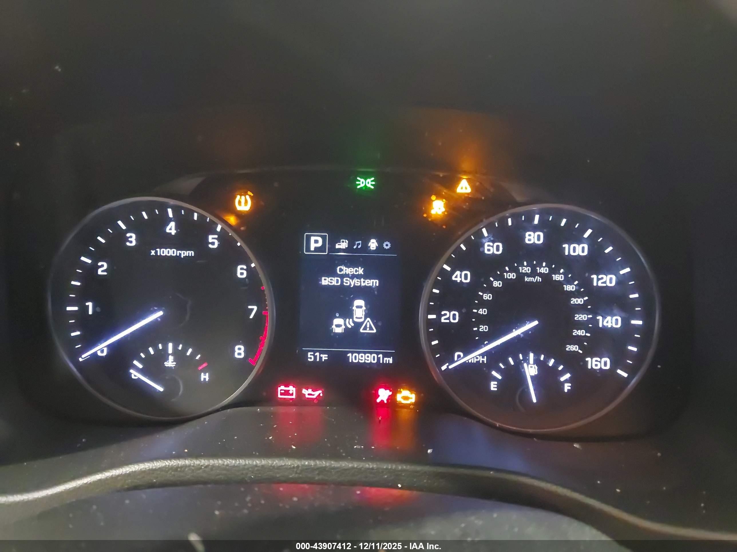 HYUNDAI ELANTRA image 7