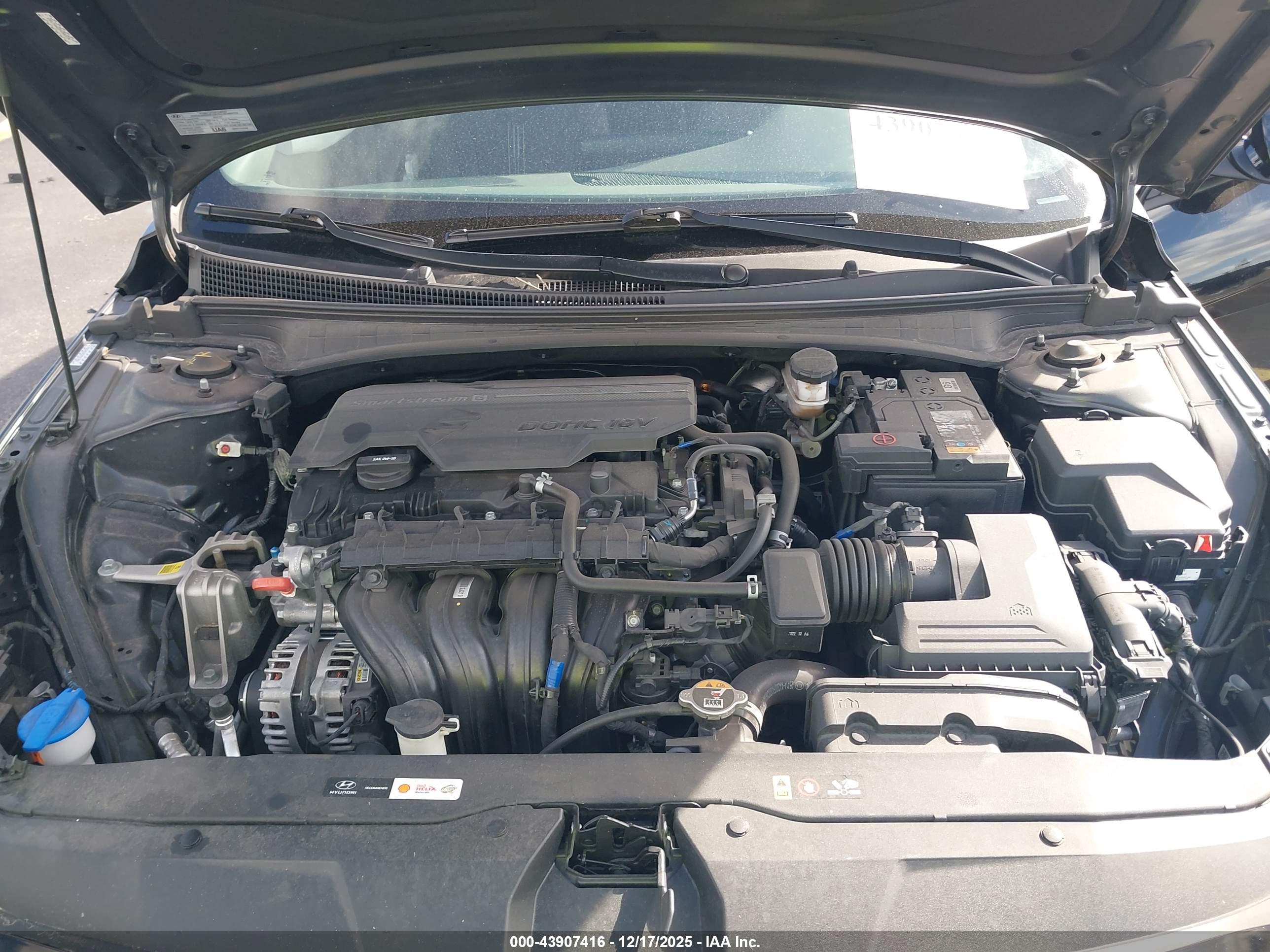 HYUNDAI ELANTRA image 10