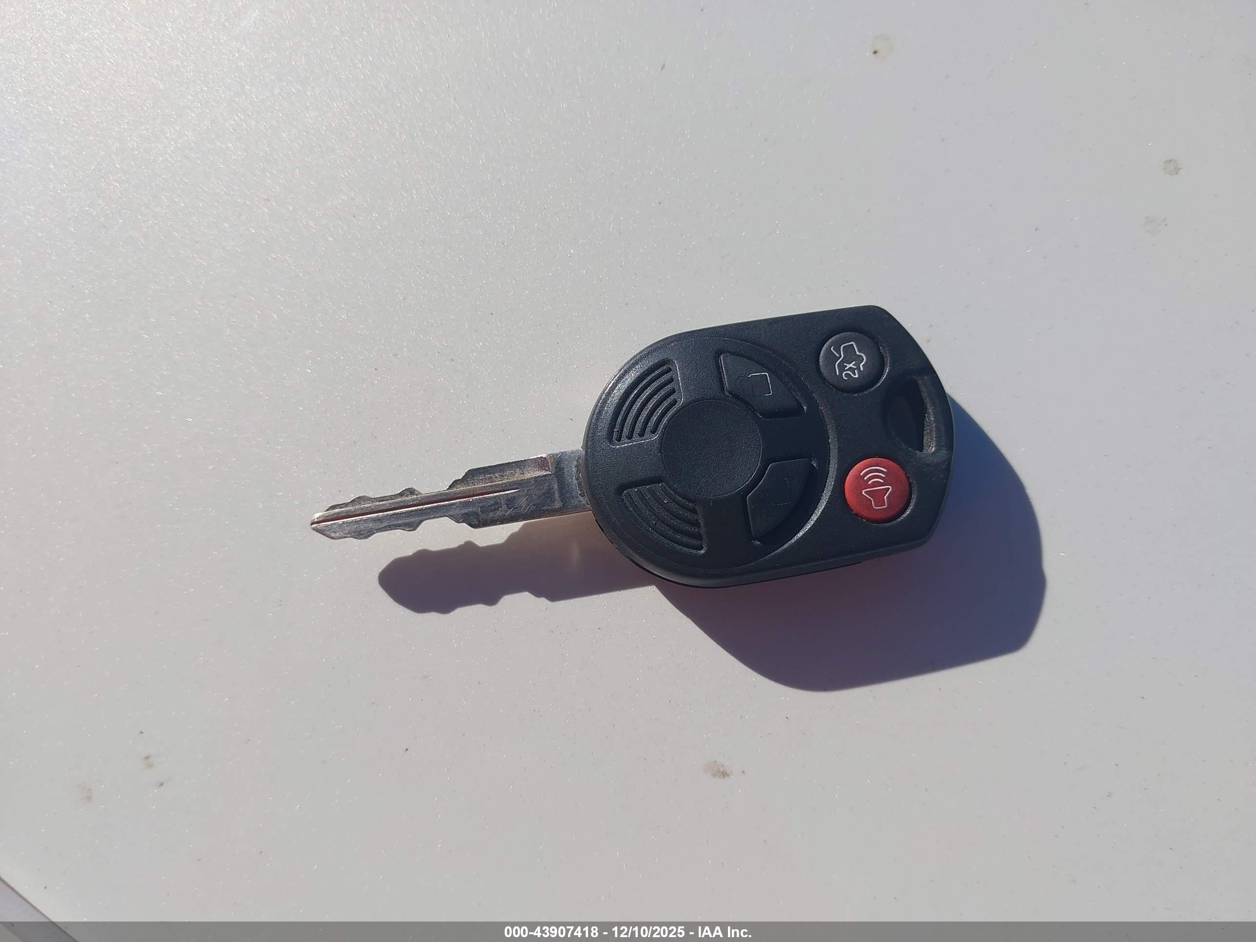 LINCOLN MKZ image 11