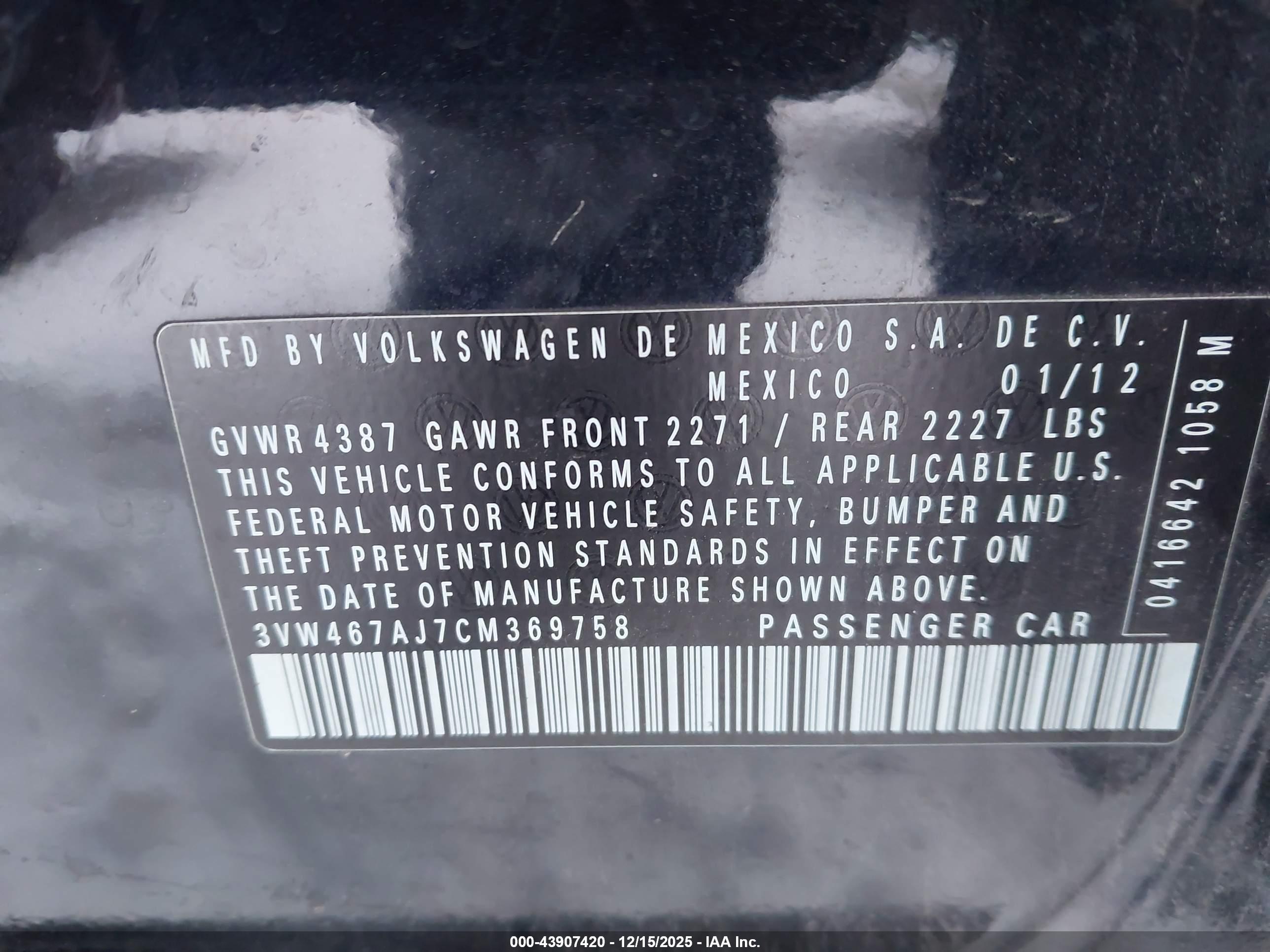VOLKSWAGEN JETTA image 9