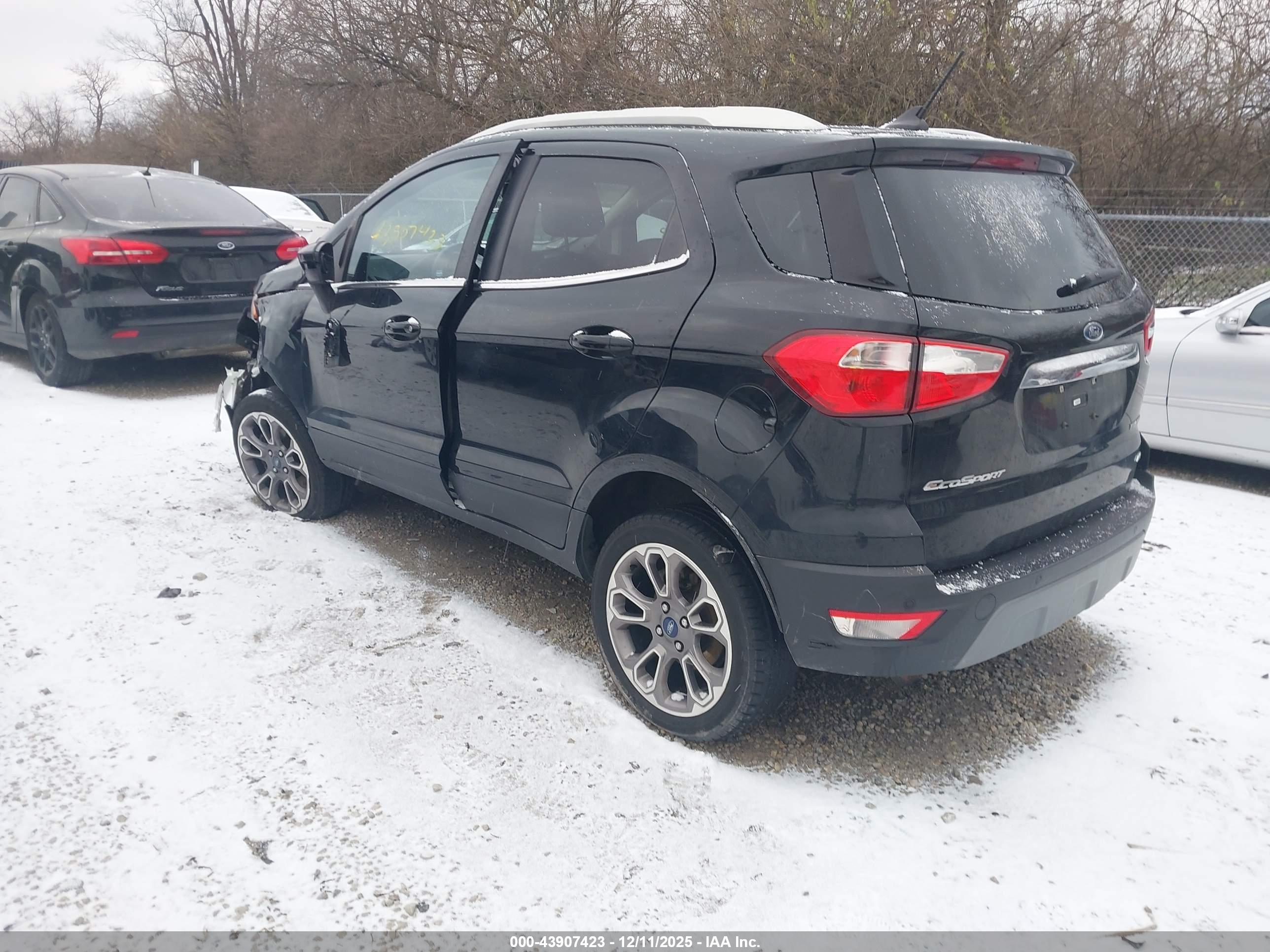 FORD ECOSPORT image 3