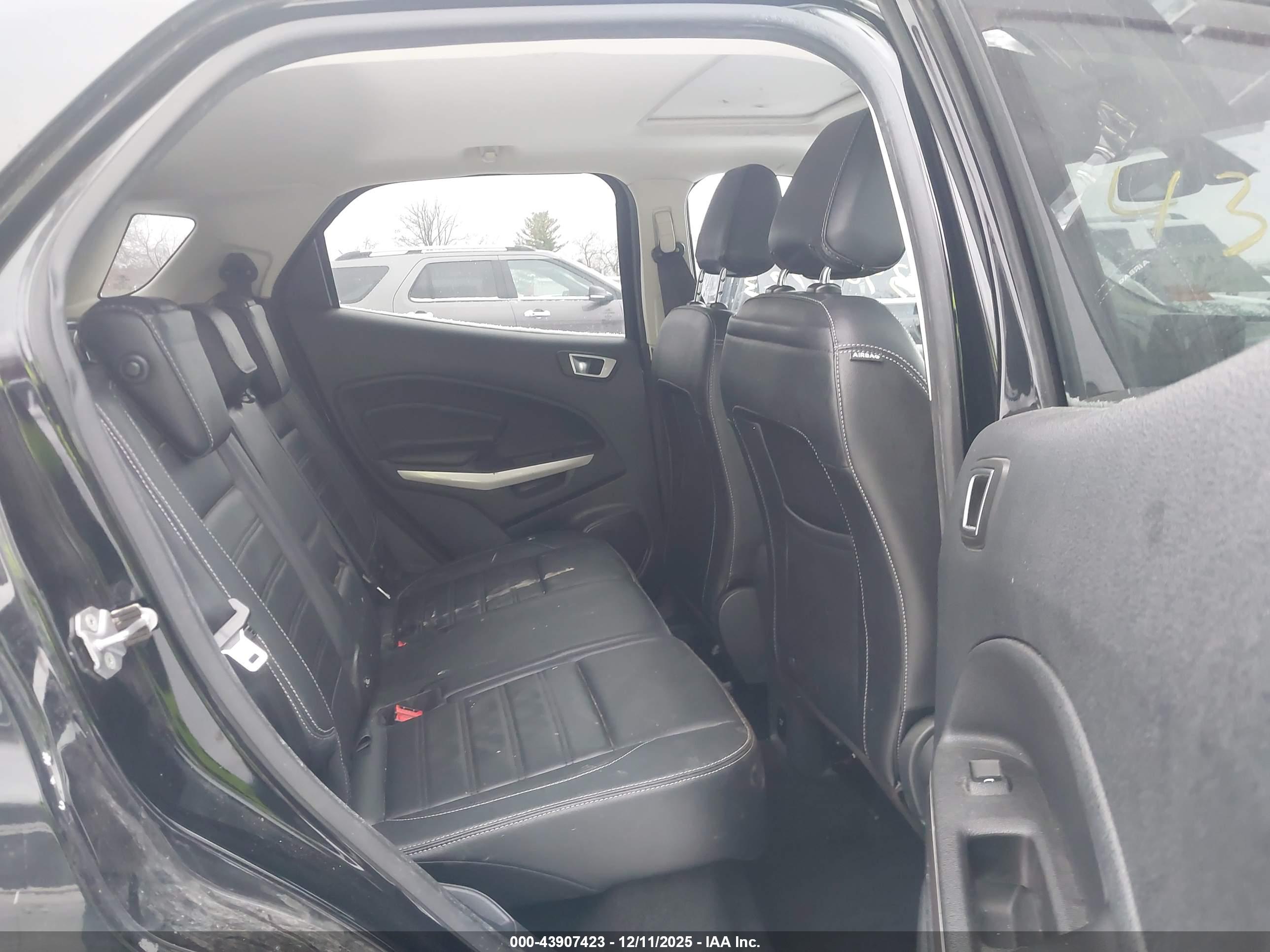FORD ECOSPORT image 8