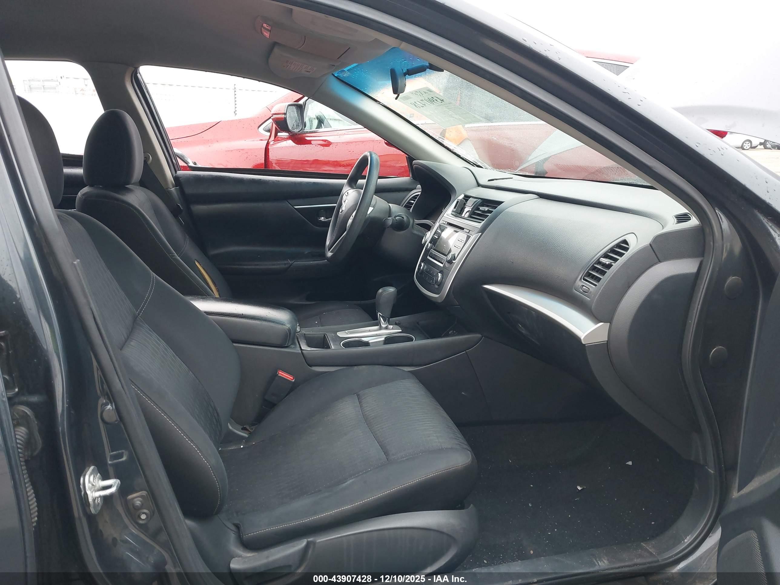 NISSAN ALTIMA image 5
