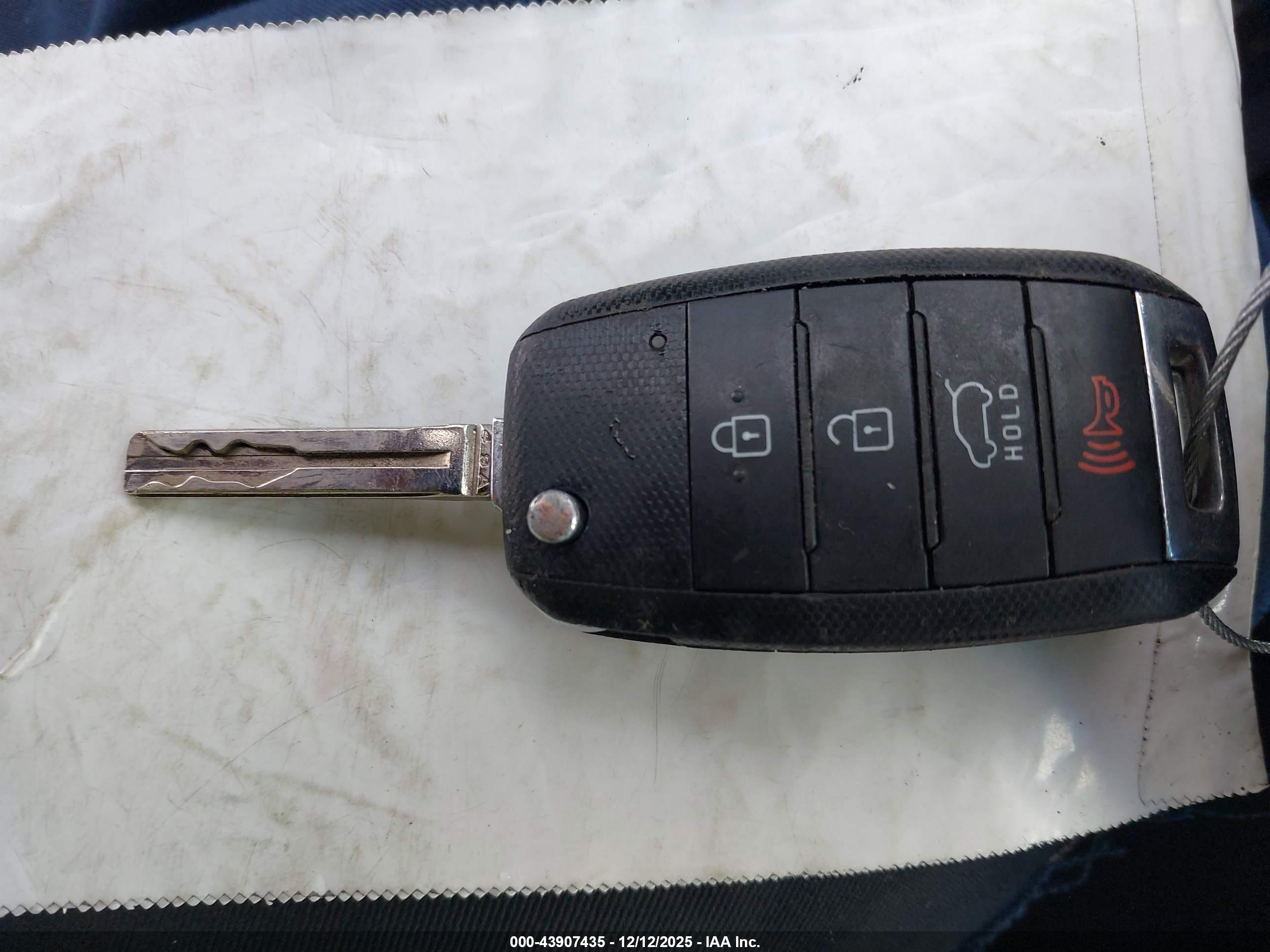 KIA SPORTAGE image 11