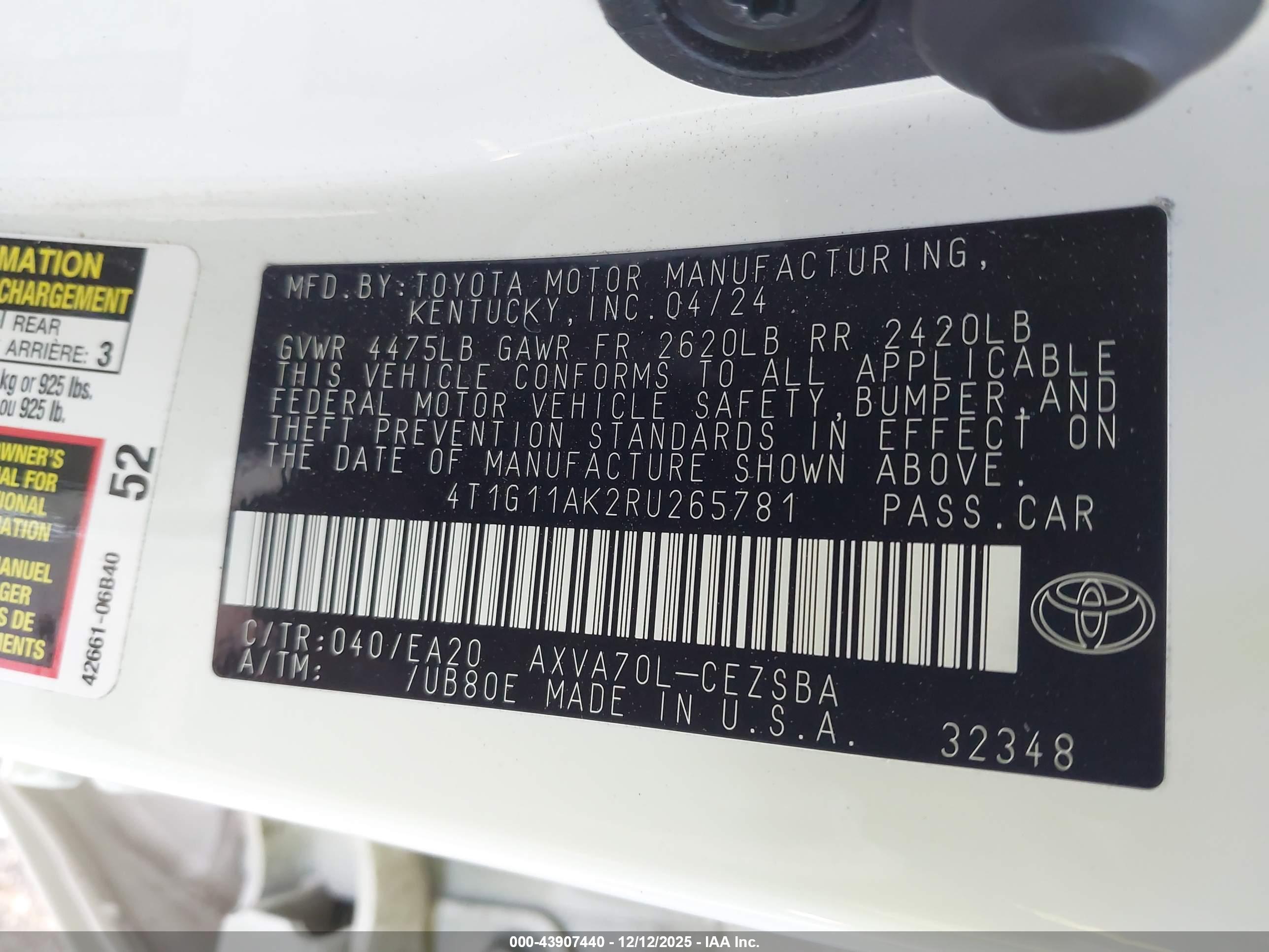 TOYOTA CAMRY image 9
