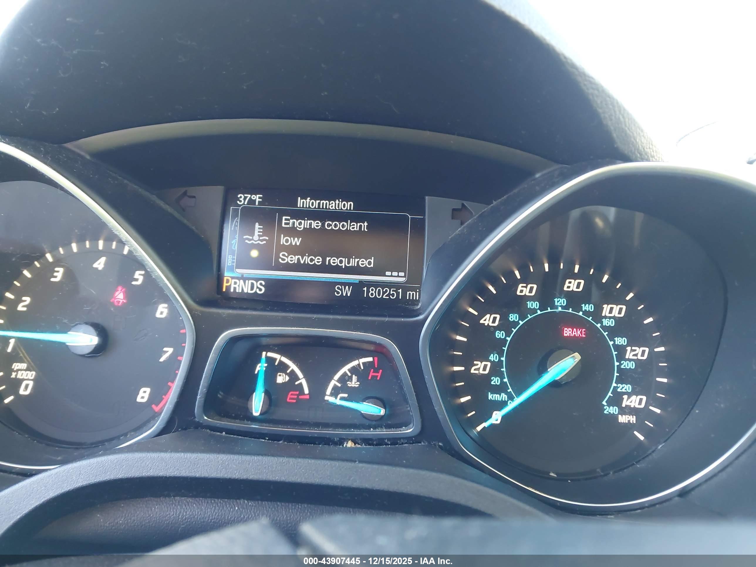 FORD ESCAPE image 7