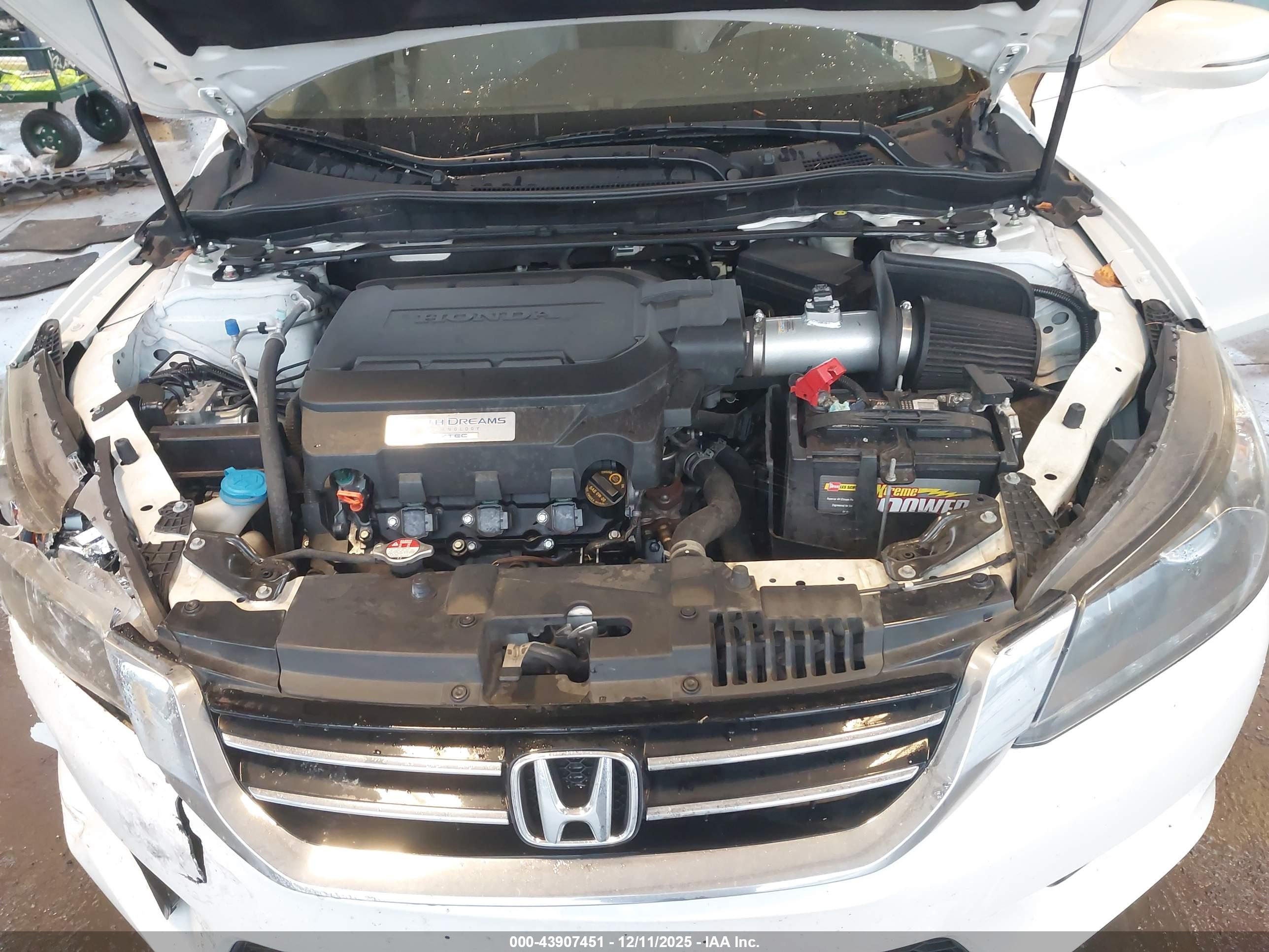 HONDA ACCORD image 10