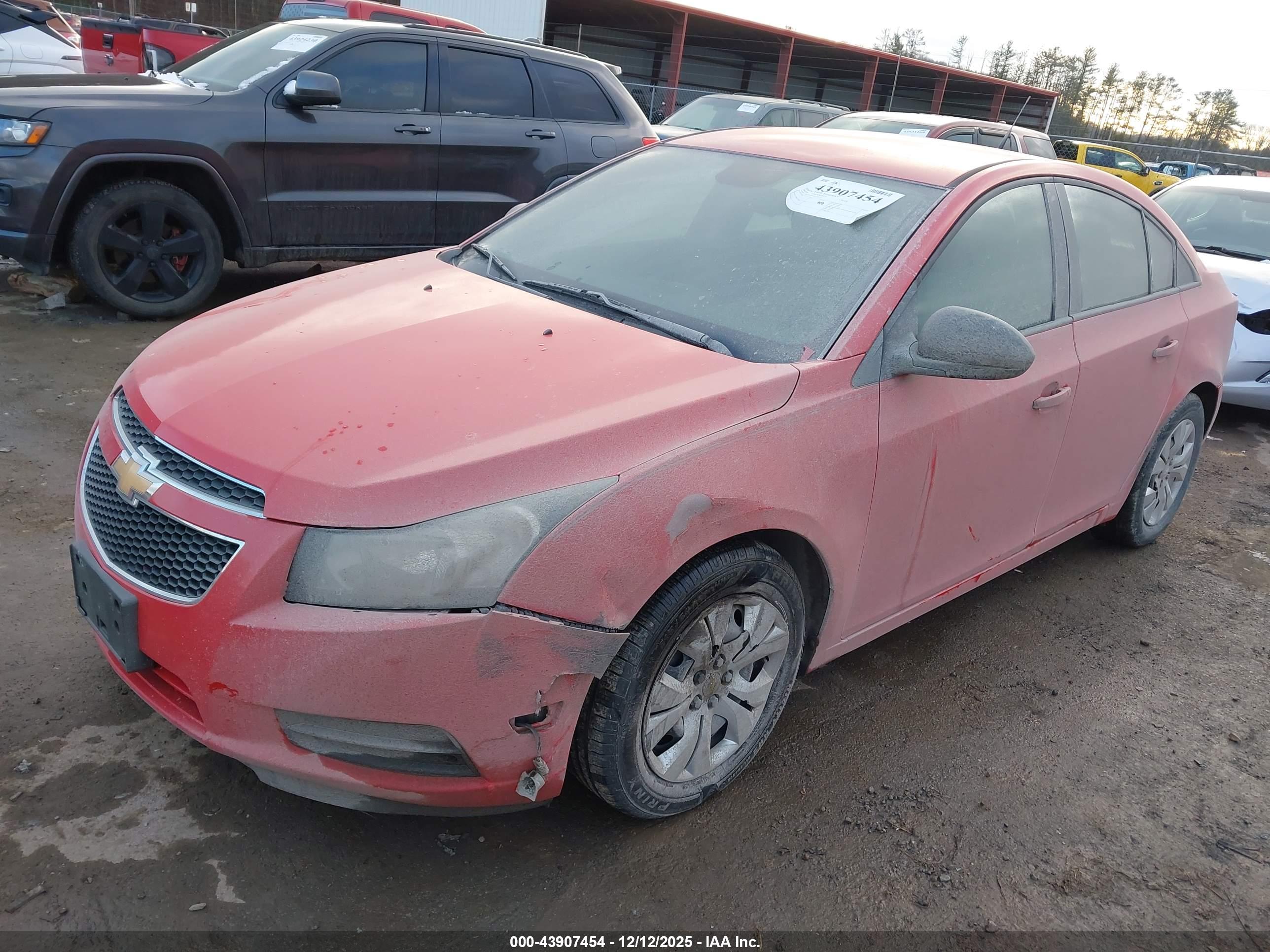CHEVROLET CRUZE image 2
