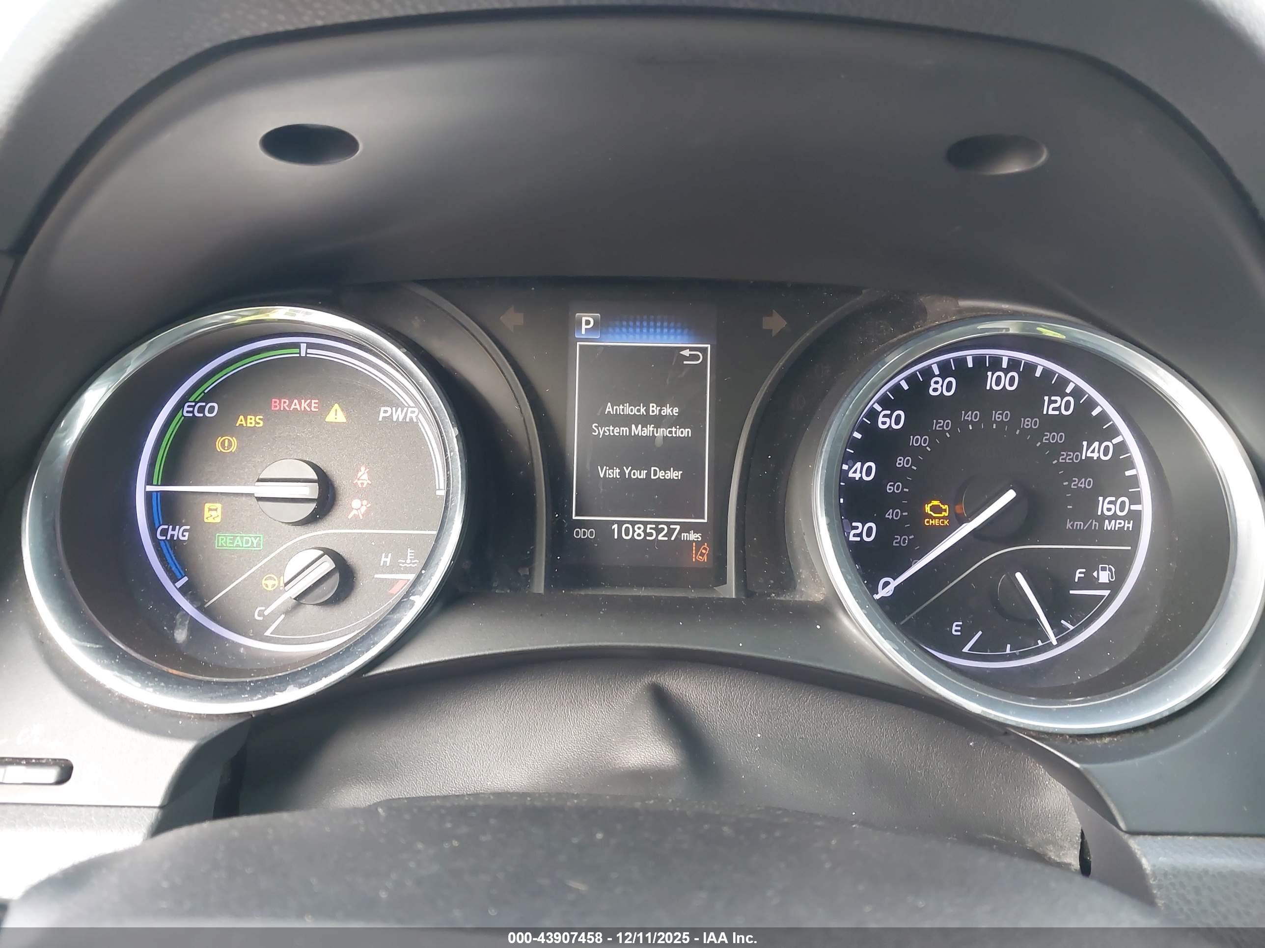 TOYOTA CAMRY image 7