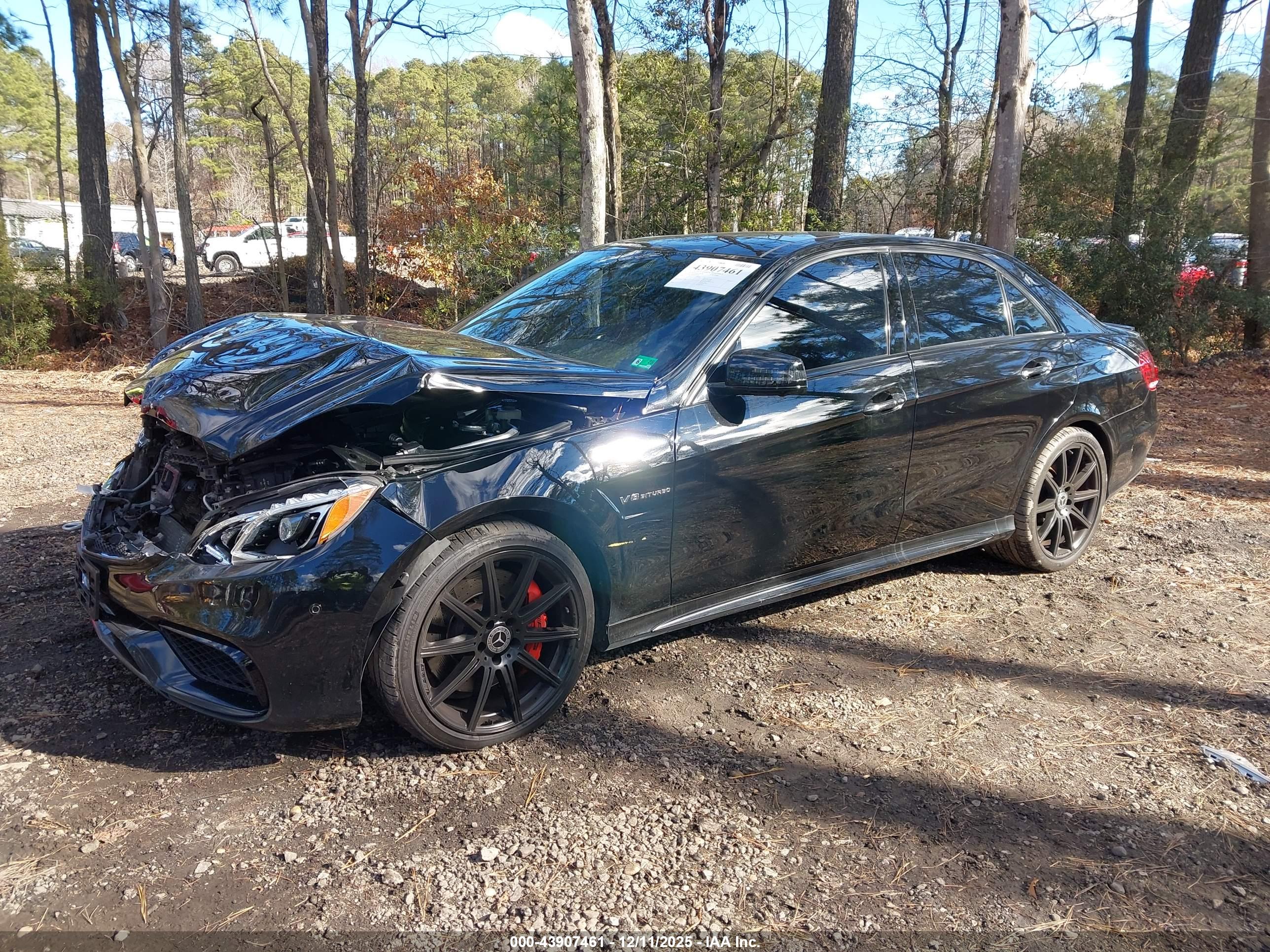 MERCEDES-BENZ E image 2