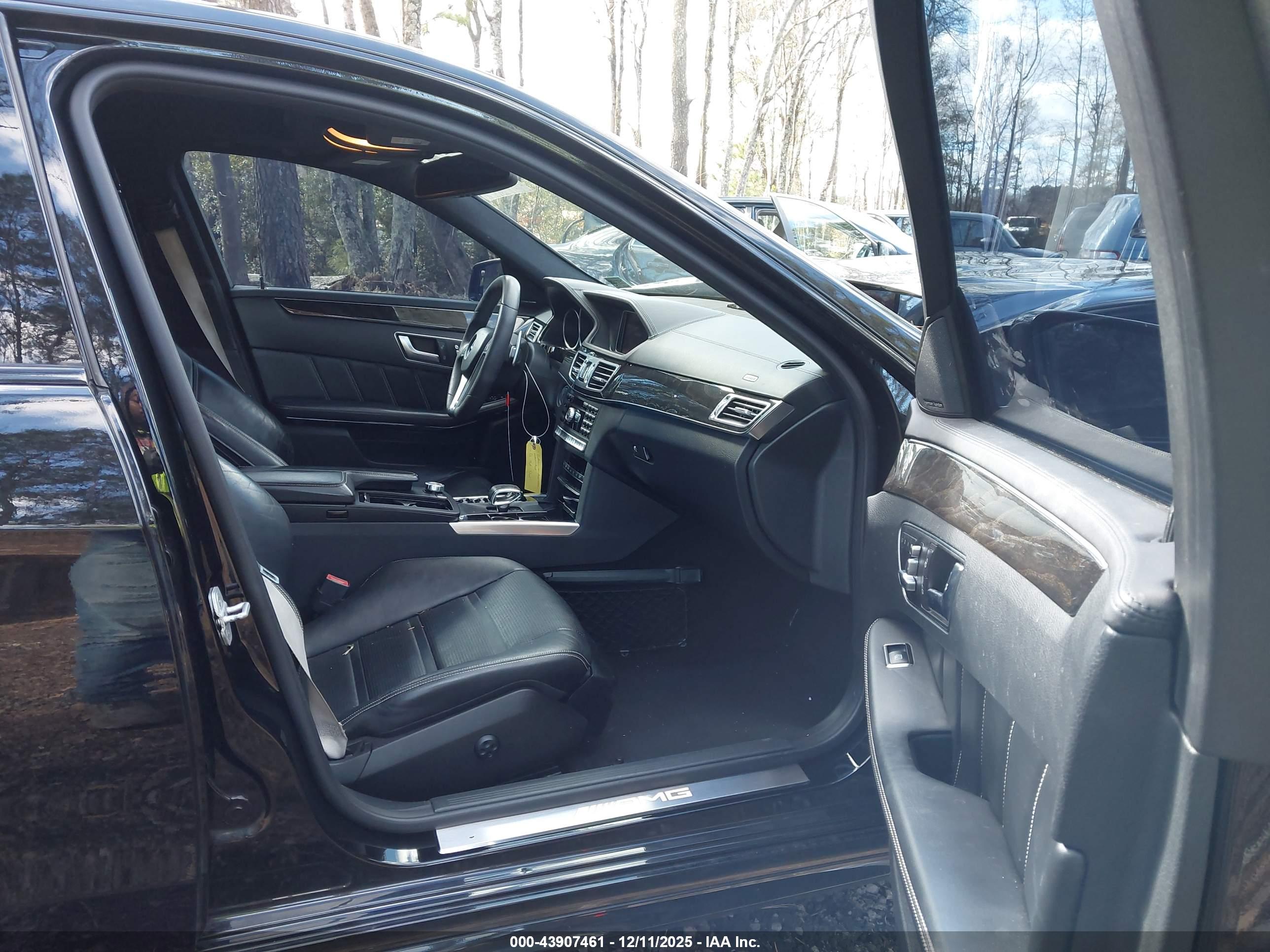 MERCEDES-BENZ E image 5