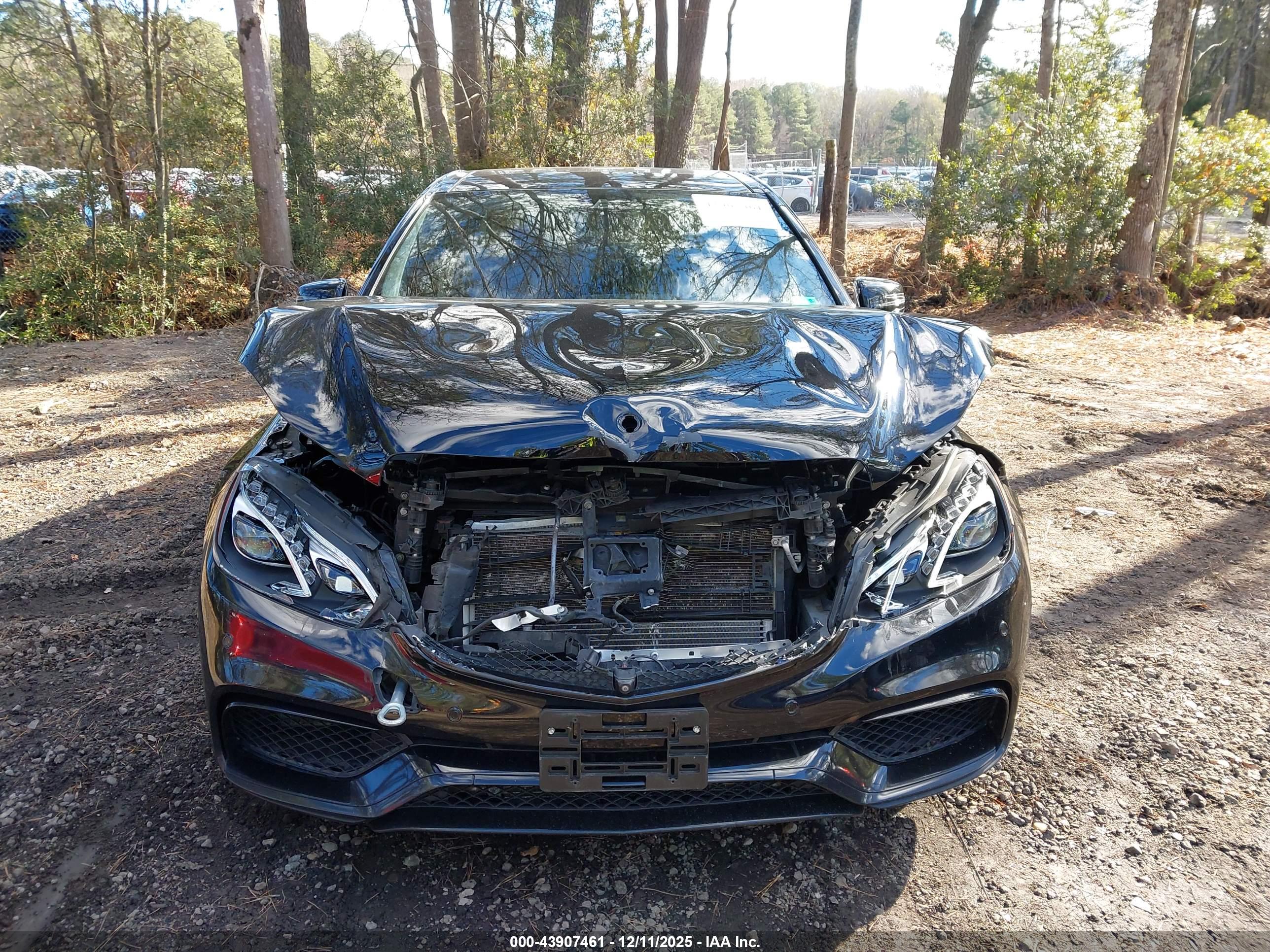 MERCEDES-BENZ E image 6