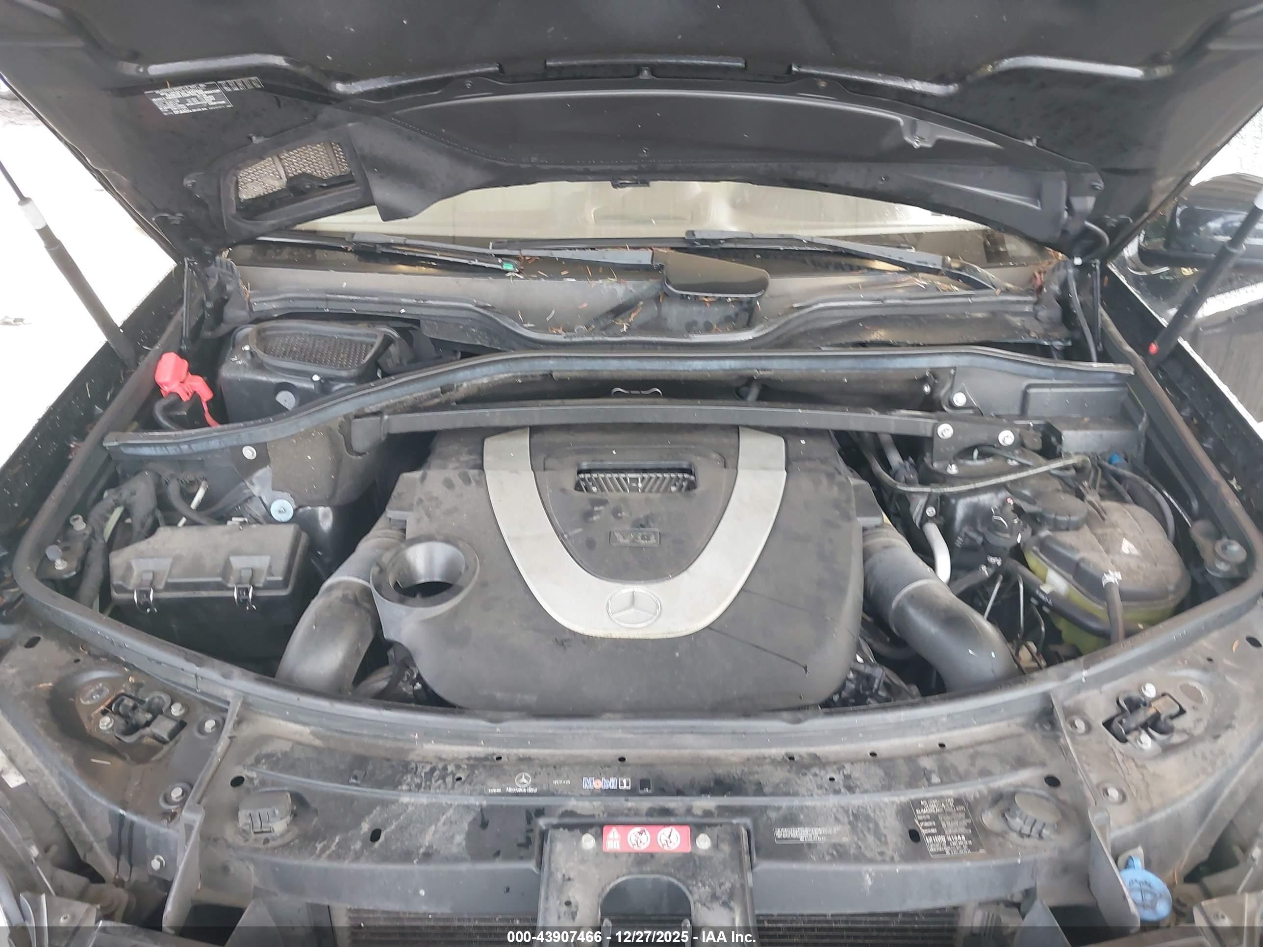 MERCEDES-BENZ GL image 10