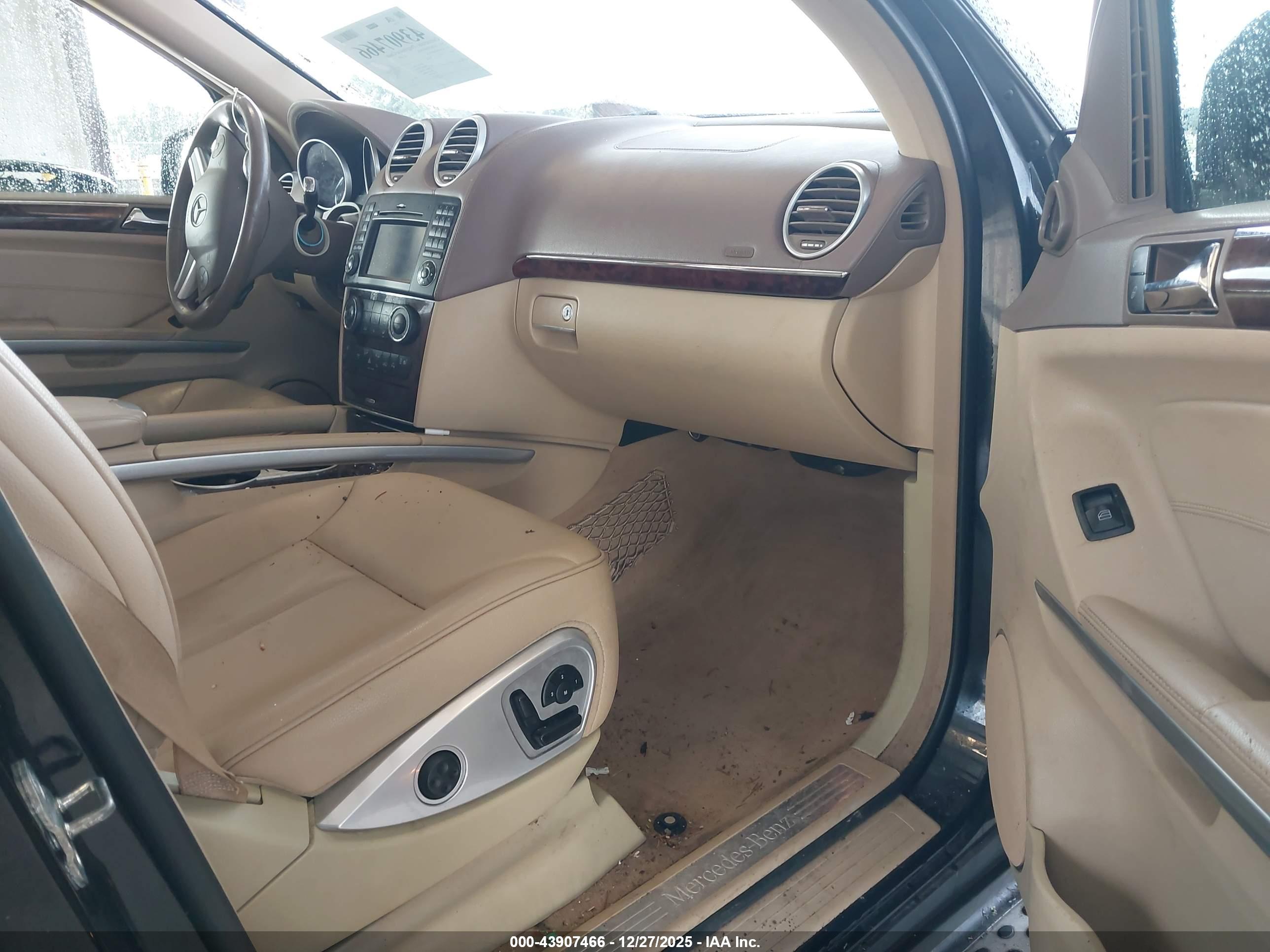 MERCEDES-BENZ GL image 5