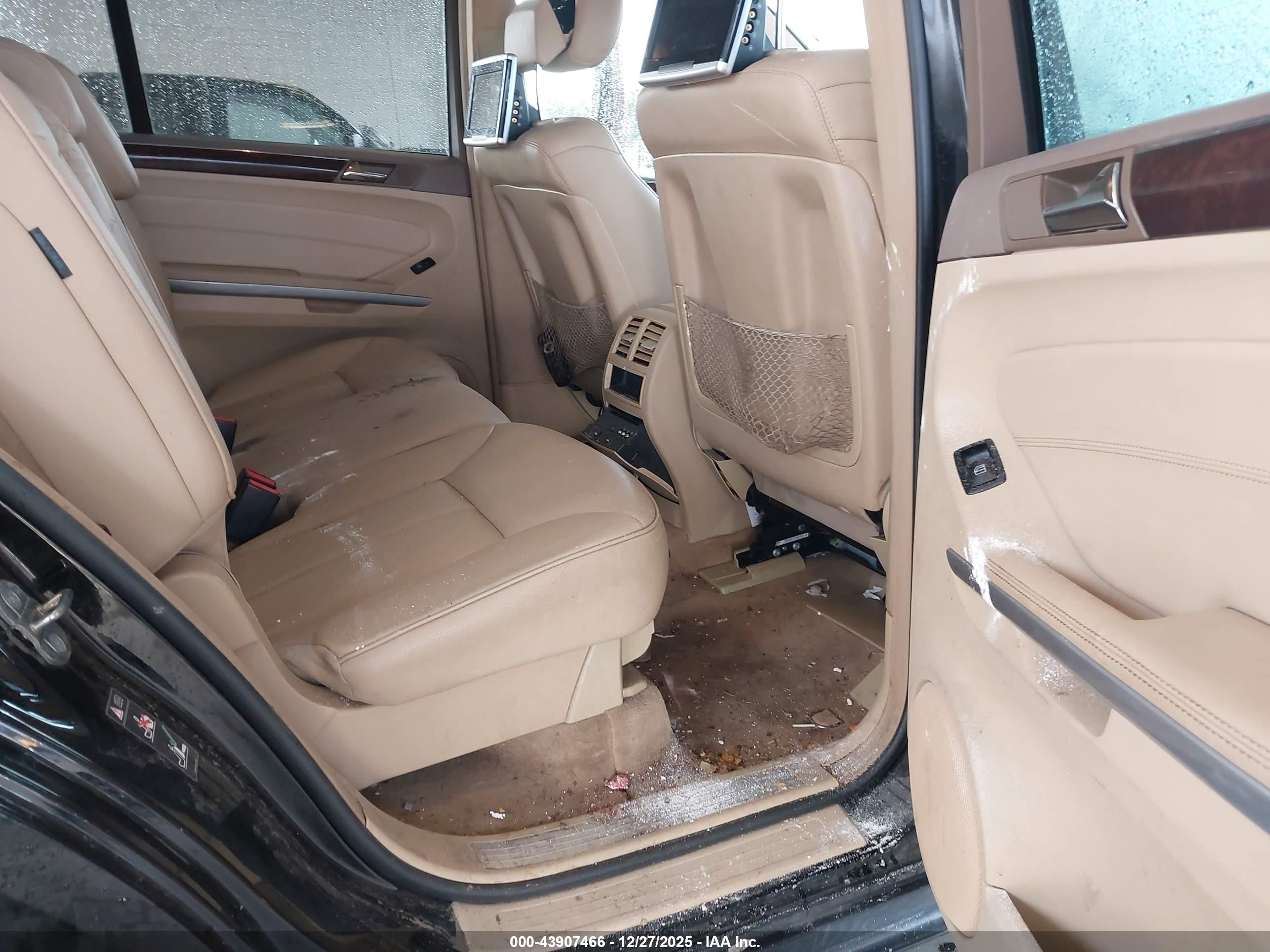 MERCEDES-BENZ GL image 8