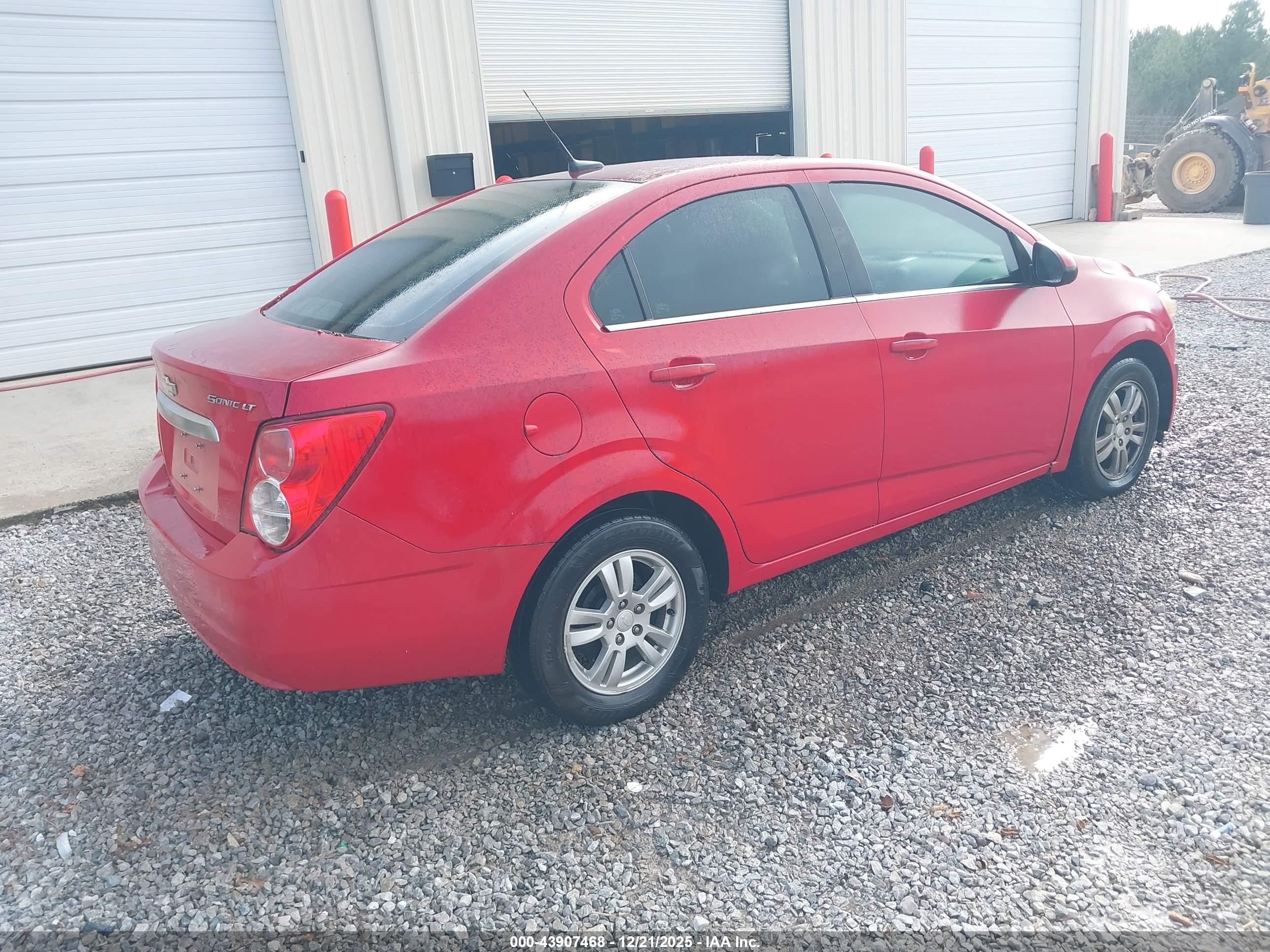 CHEVROLET SONIC image 4