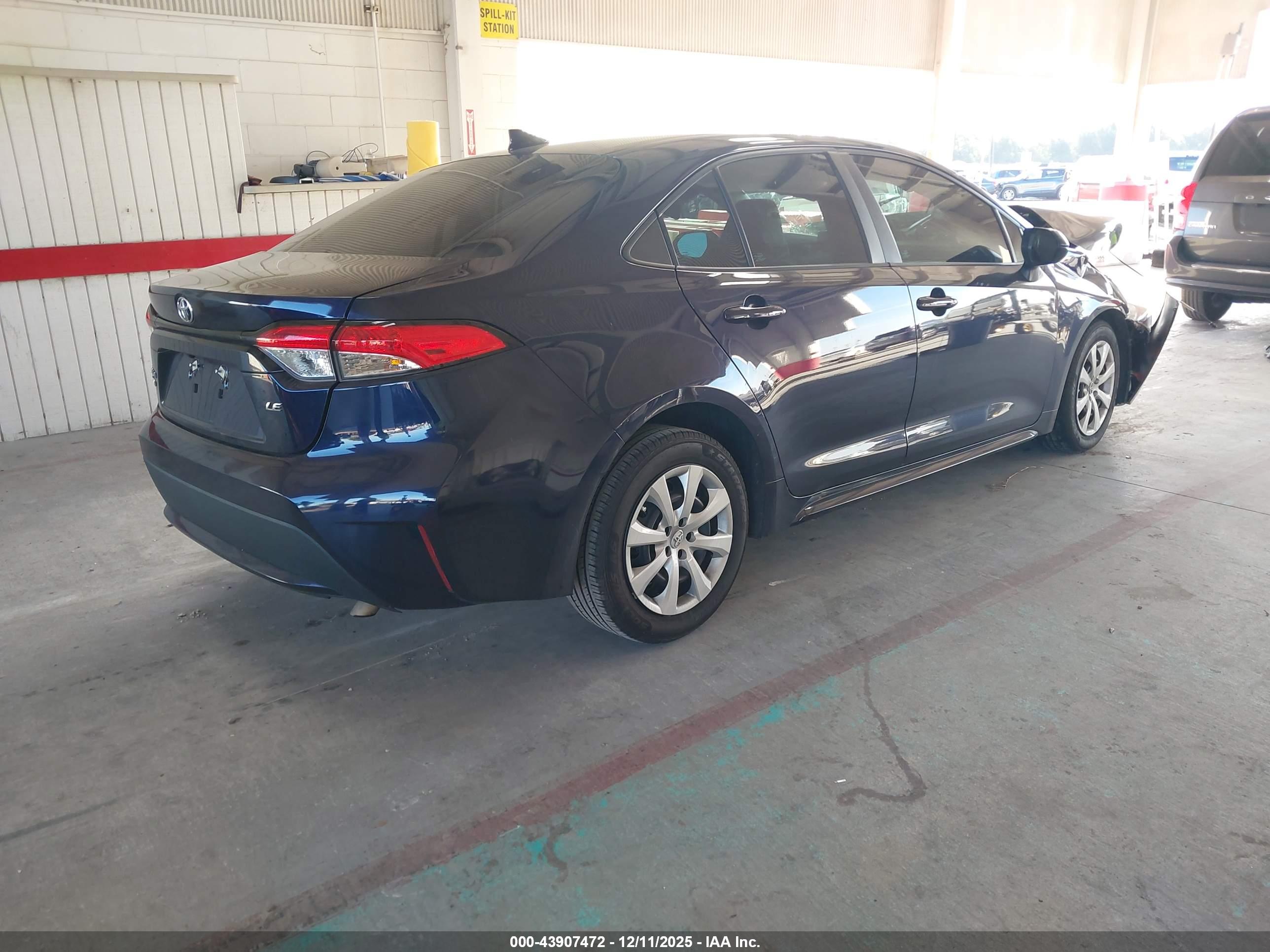 TOYOTA COROLLA image 4