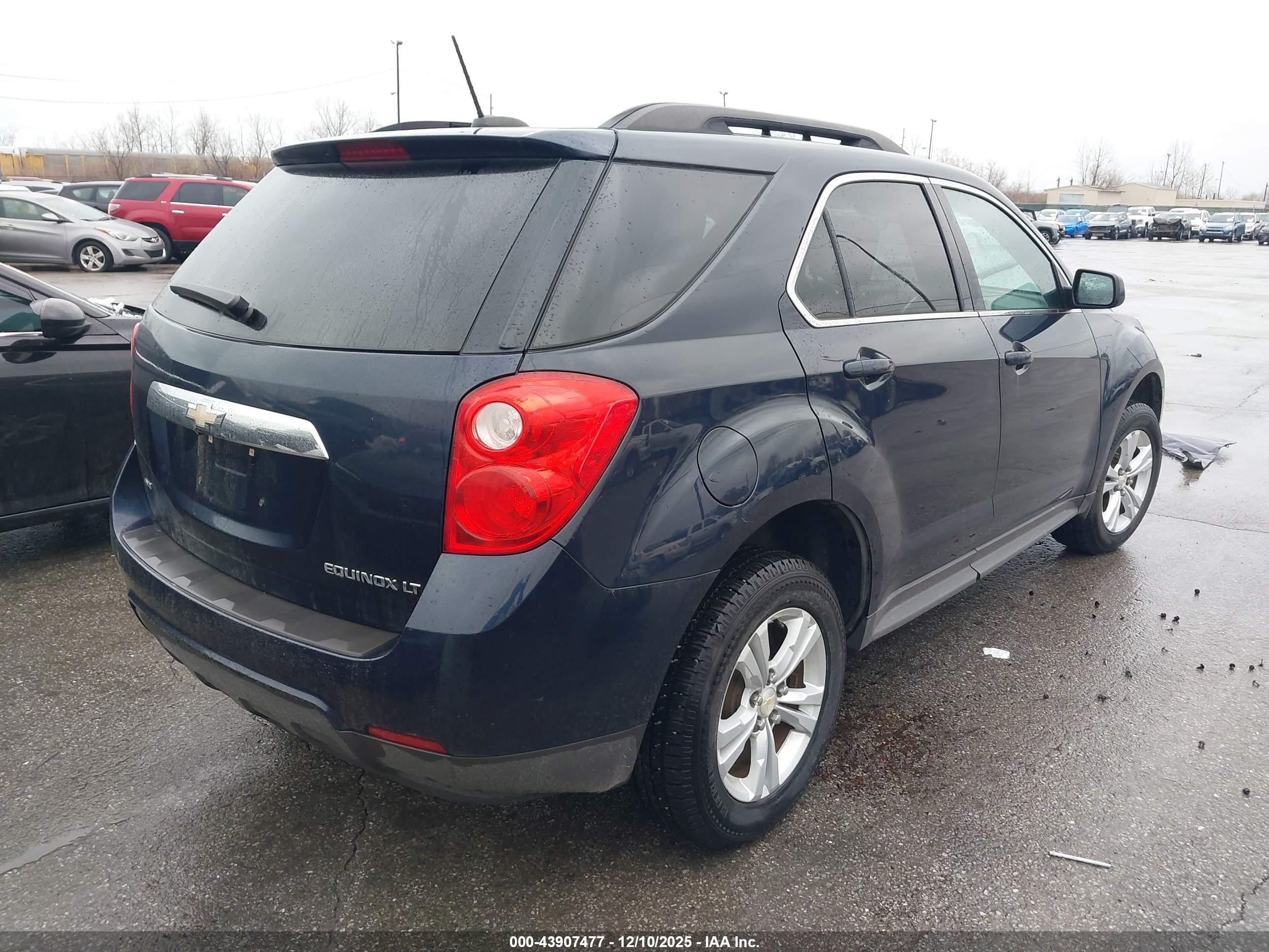 CHEVROLET EQUINOX image 4