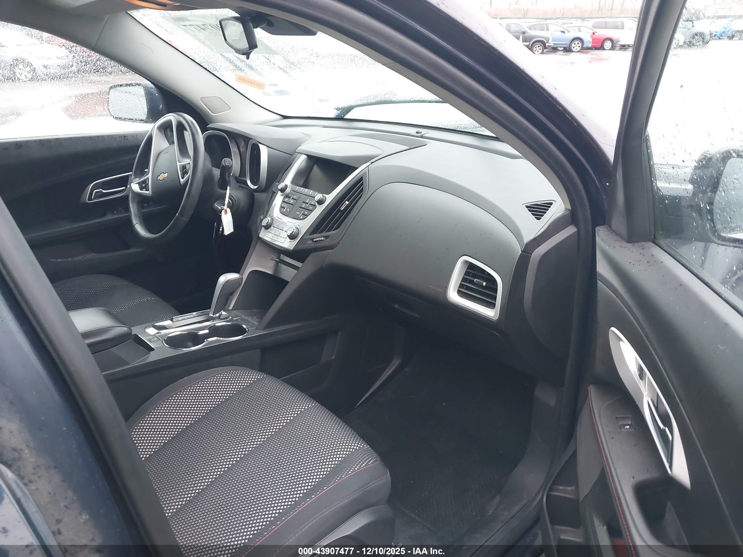 CHEVROLET EQUINOX image 5