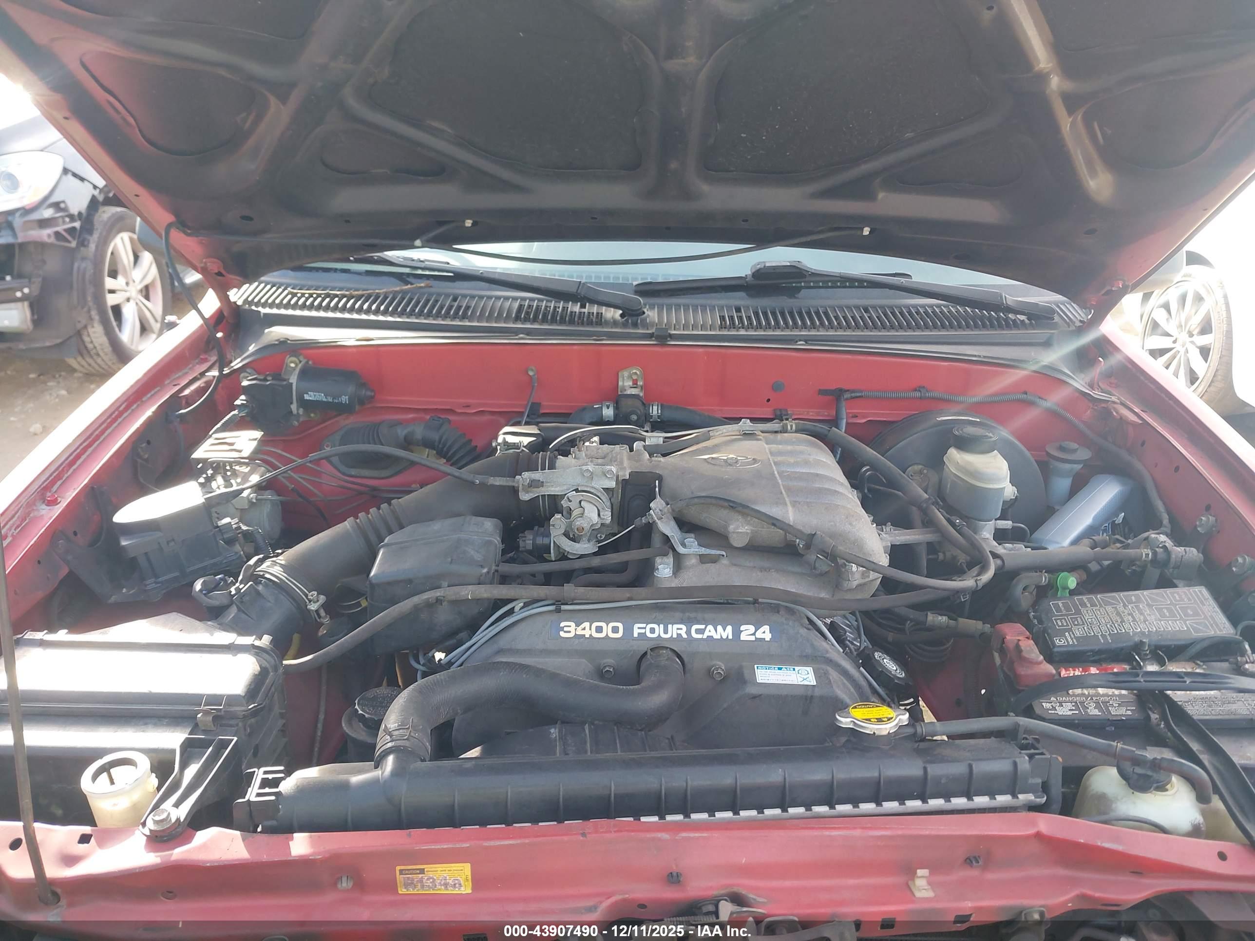 TOYOTA TACOMA image 10