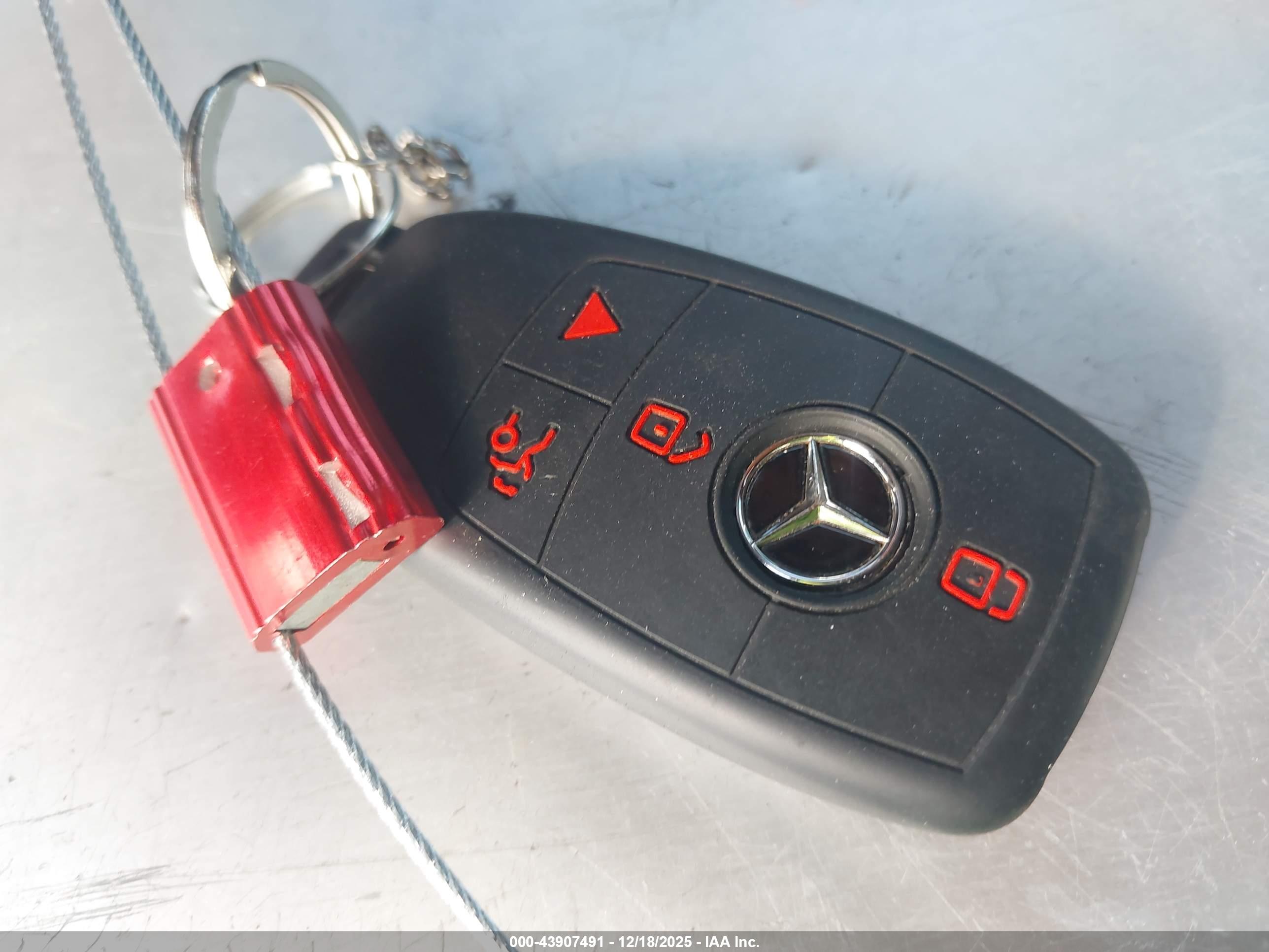 MERCEDES-BENZ G image 11