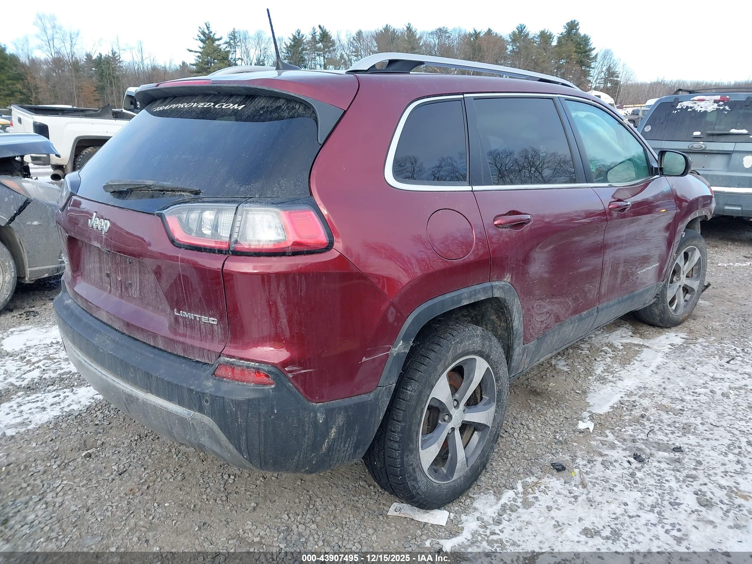 JEEP CHEROKEE image 4