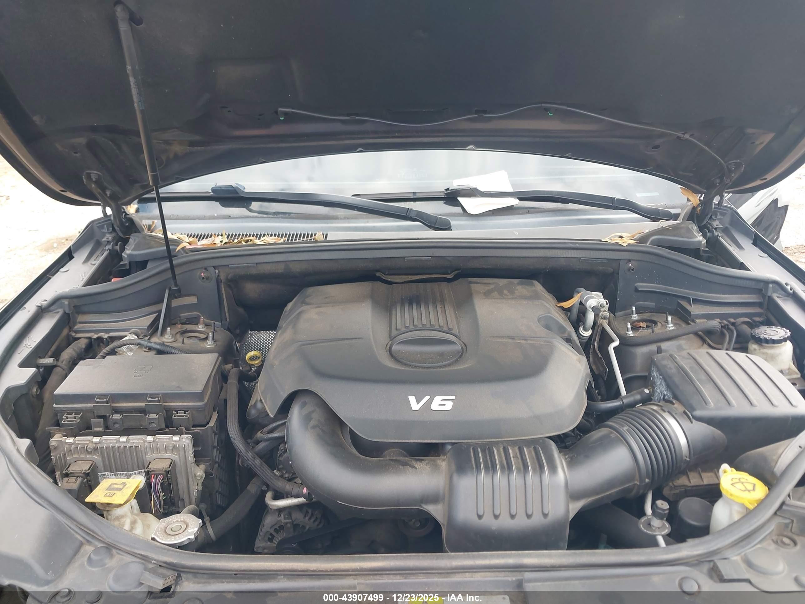 JEEP GRAND image 10