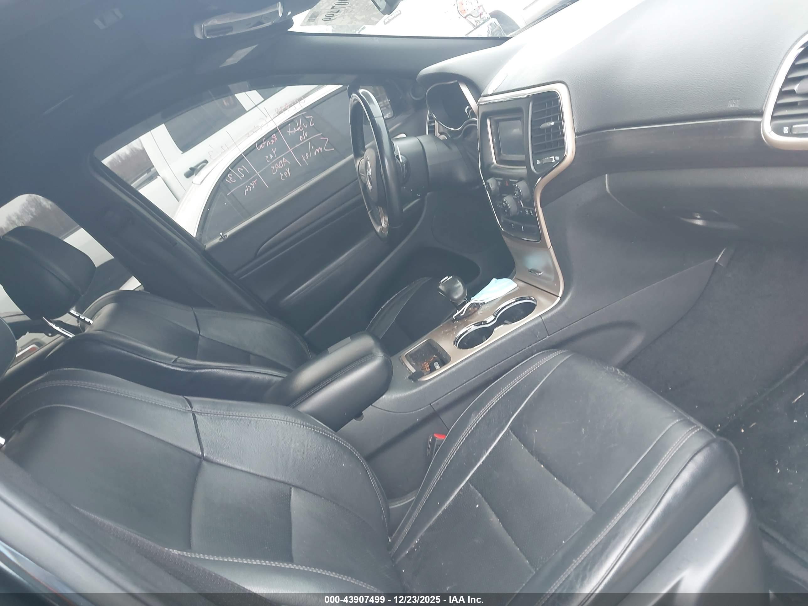 JEEP GRAND image 5