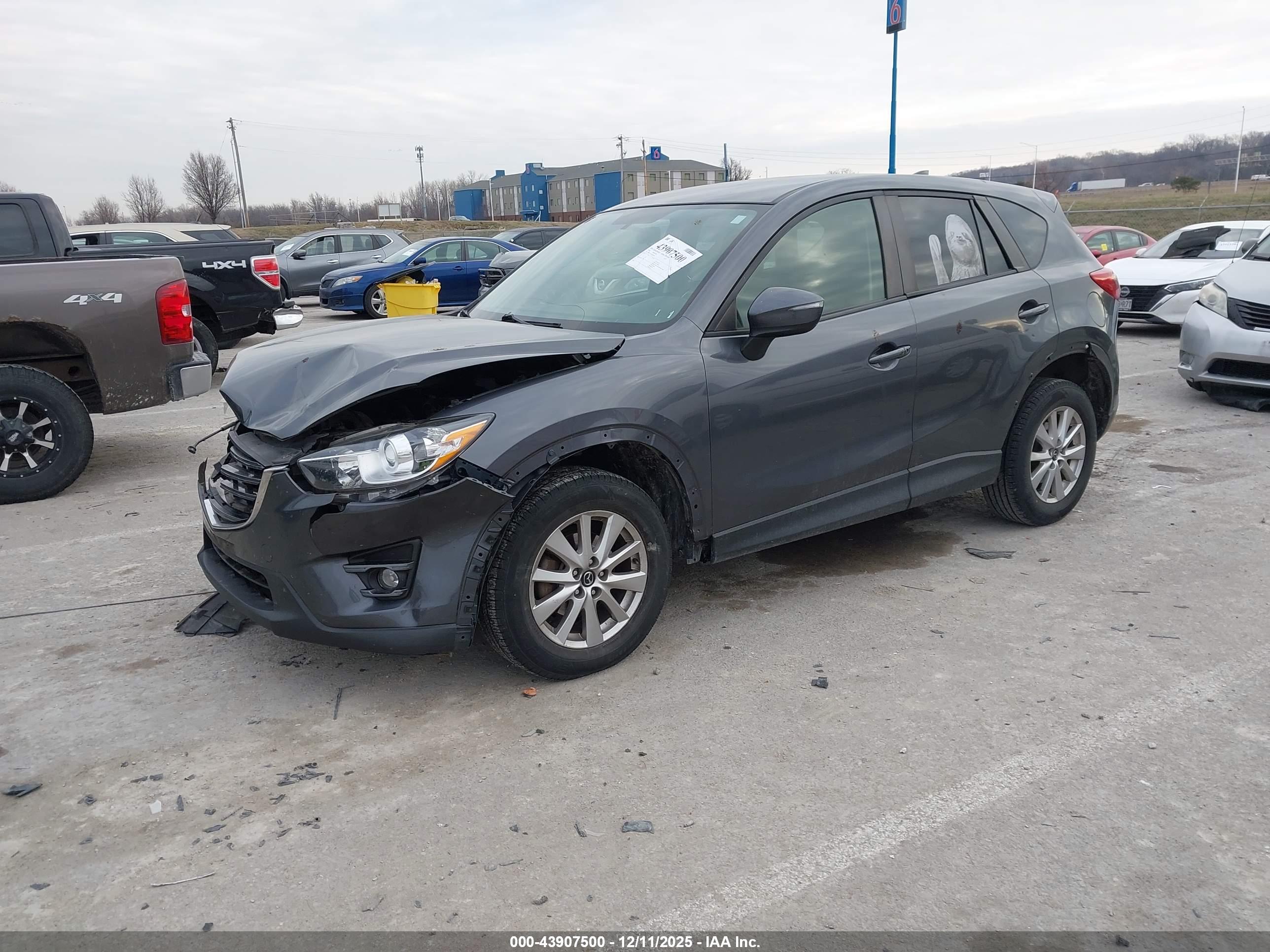 MAZDA CX-5 image 2
