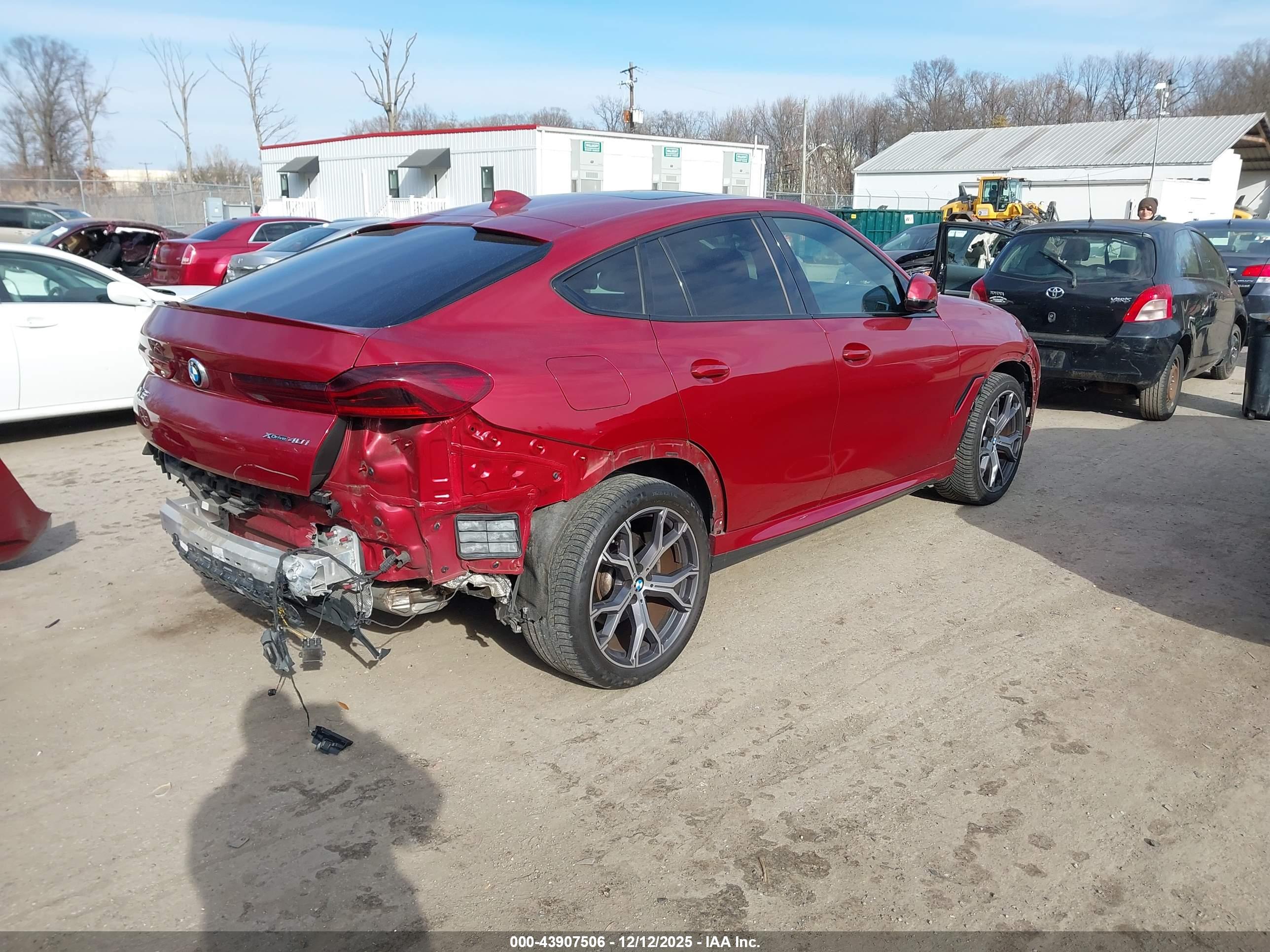 BMW X6 image 4