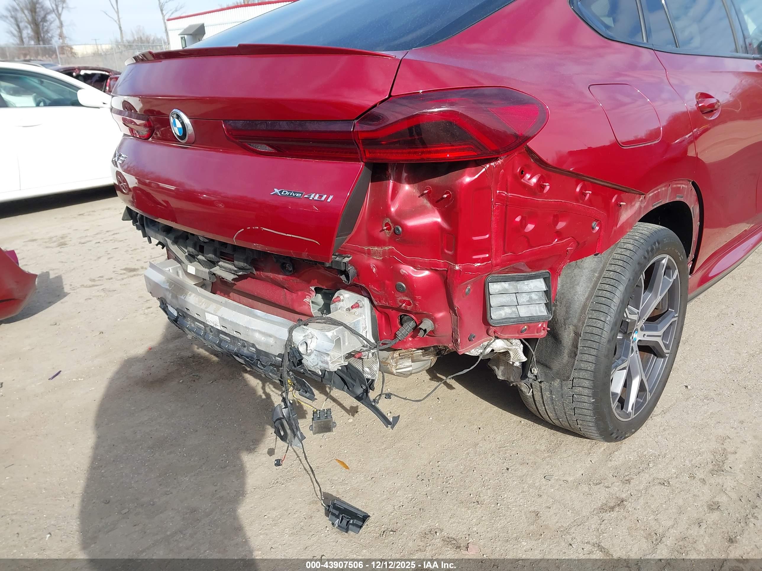 BMW X6 image 6