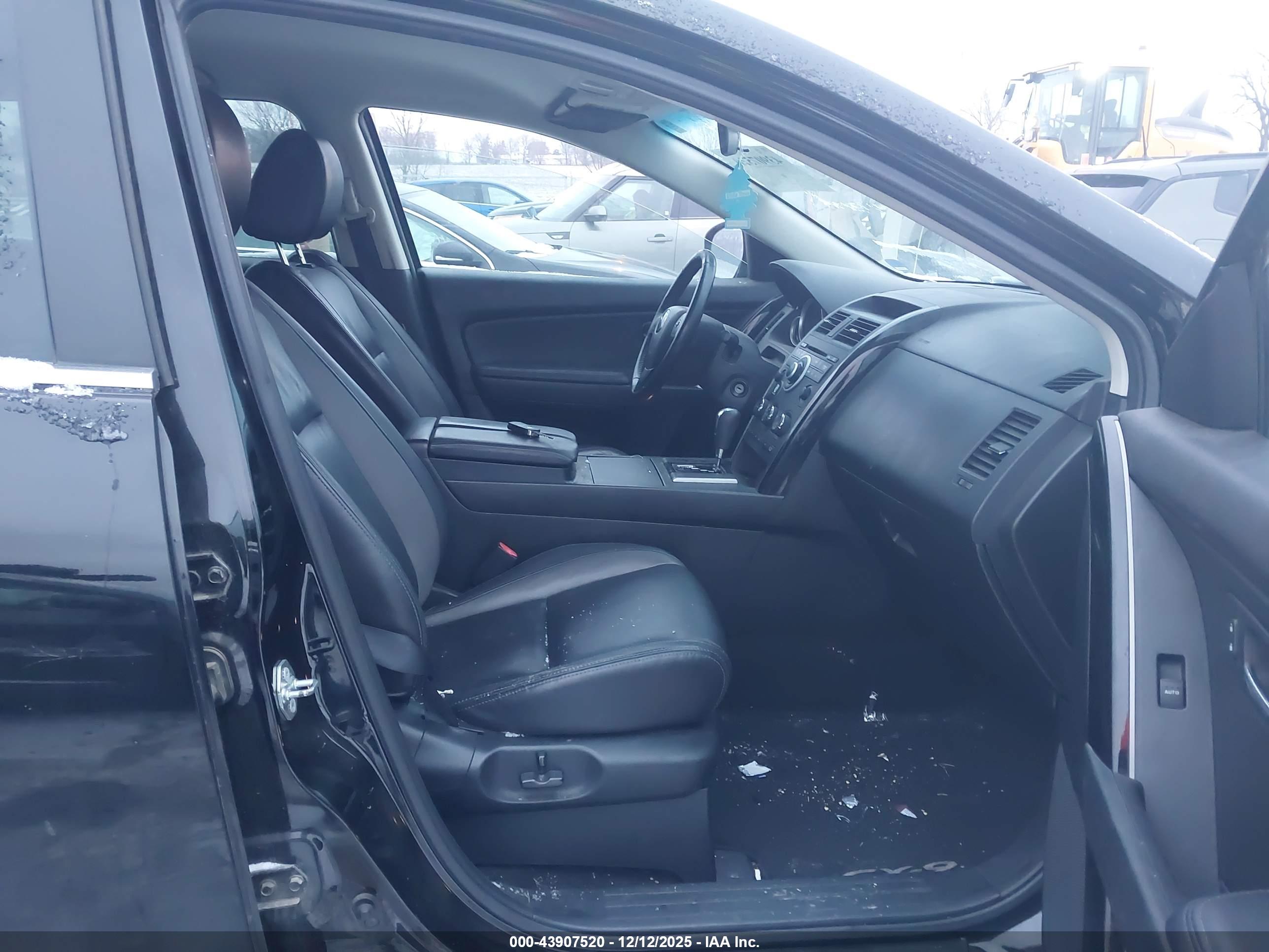 MAZDA CX-9 image 5