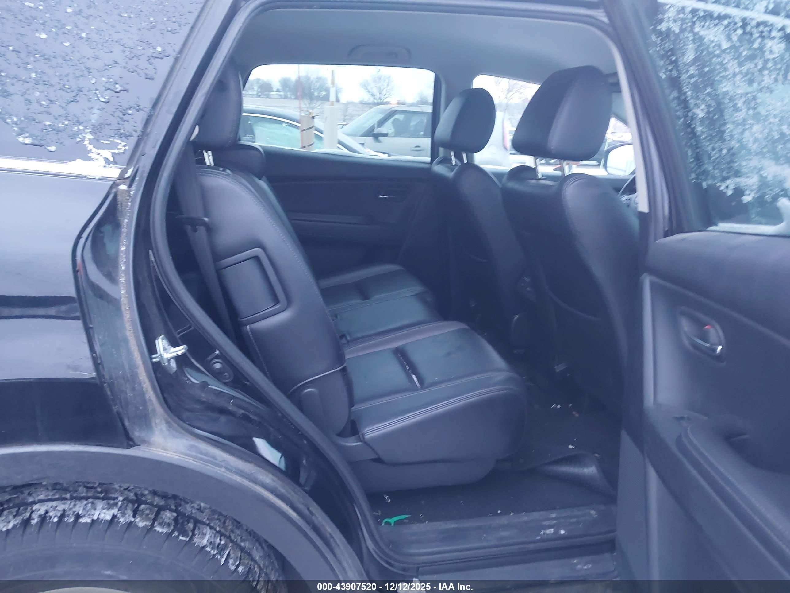 MAZDA CX-9 image 8
