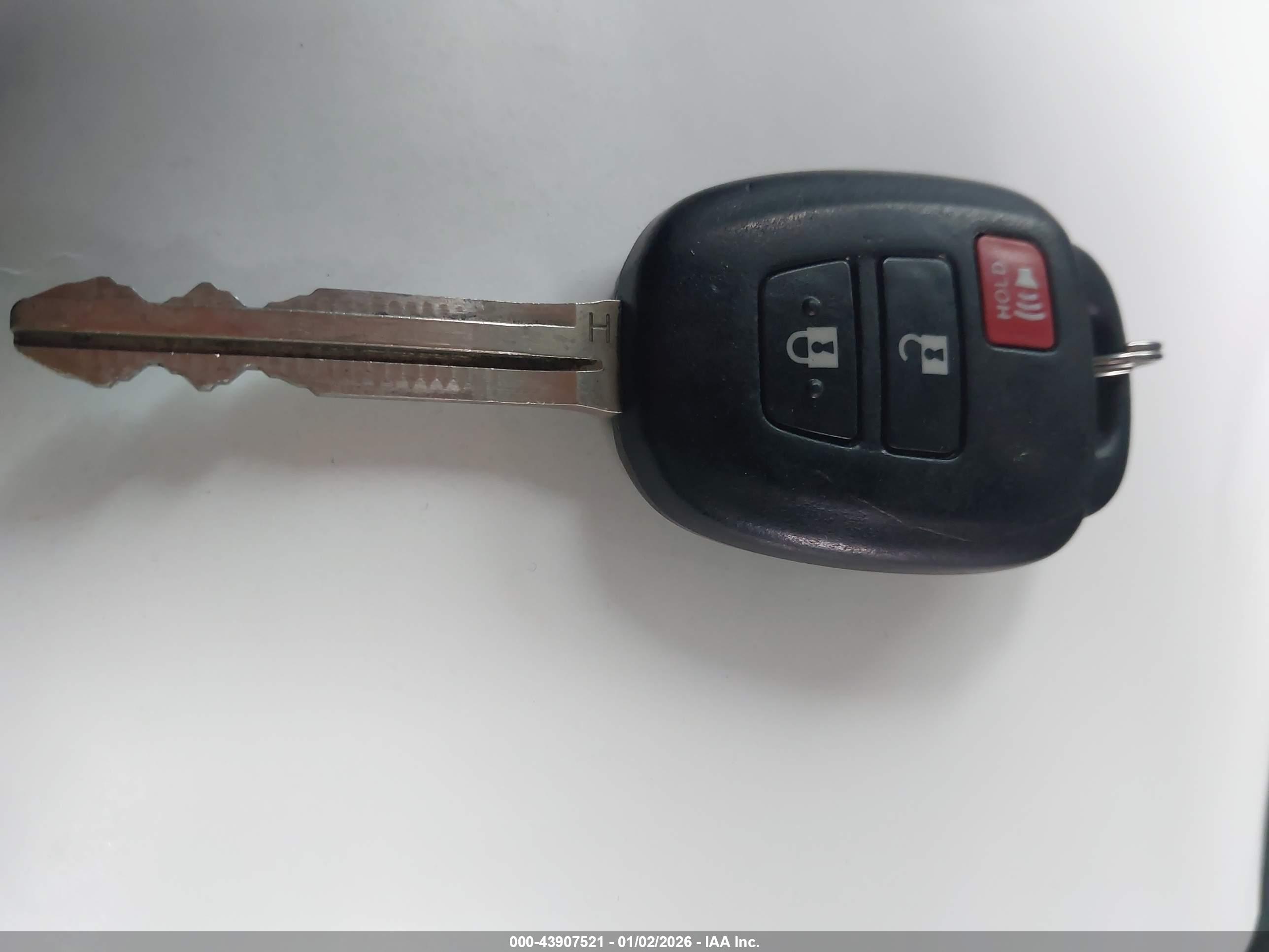 TOYOTA TACOMA image 11
