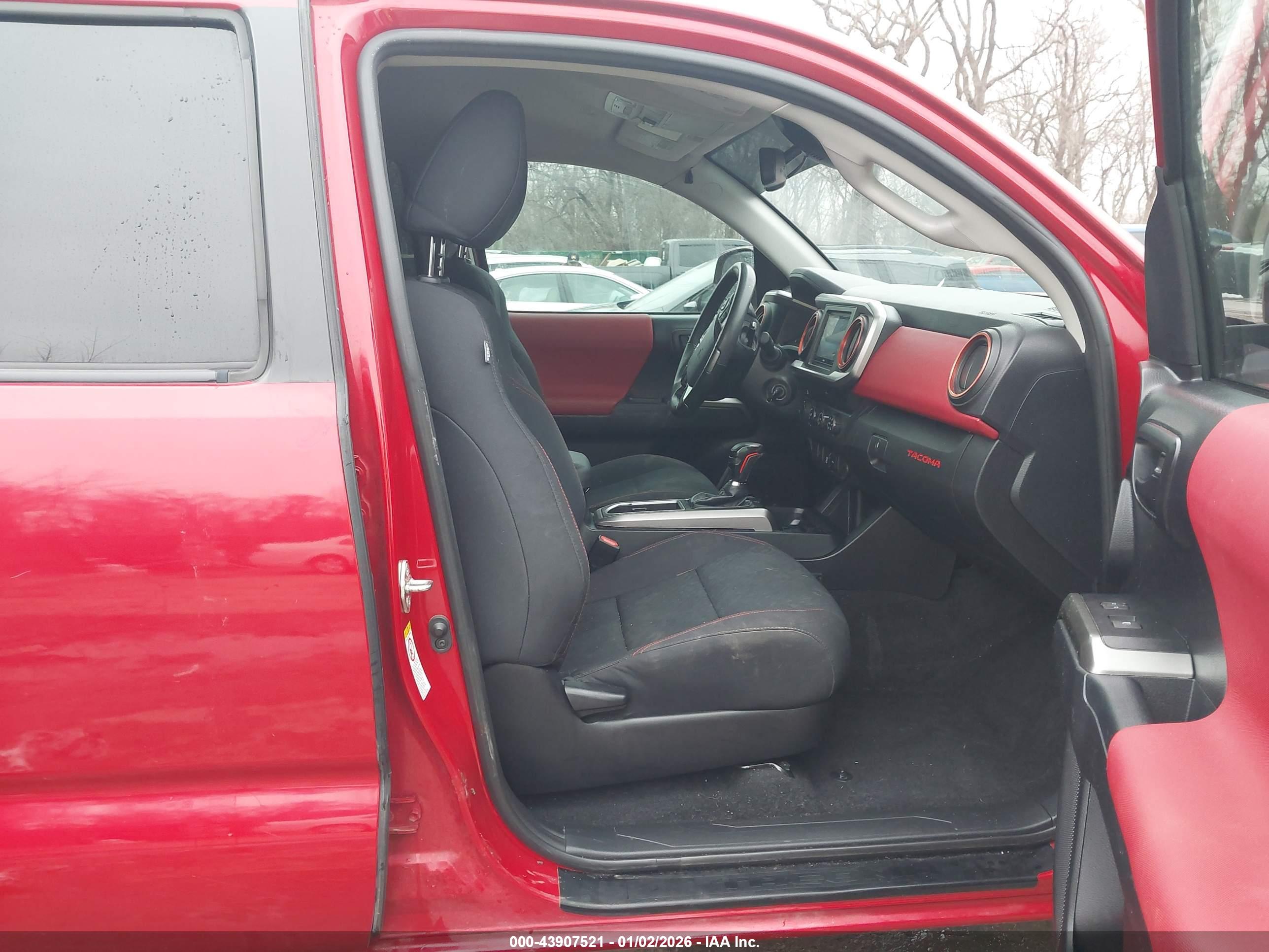 TOYOTA TACOMA image 5