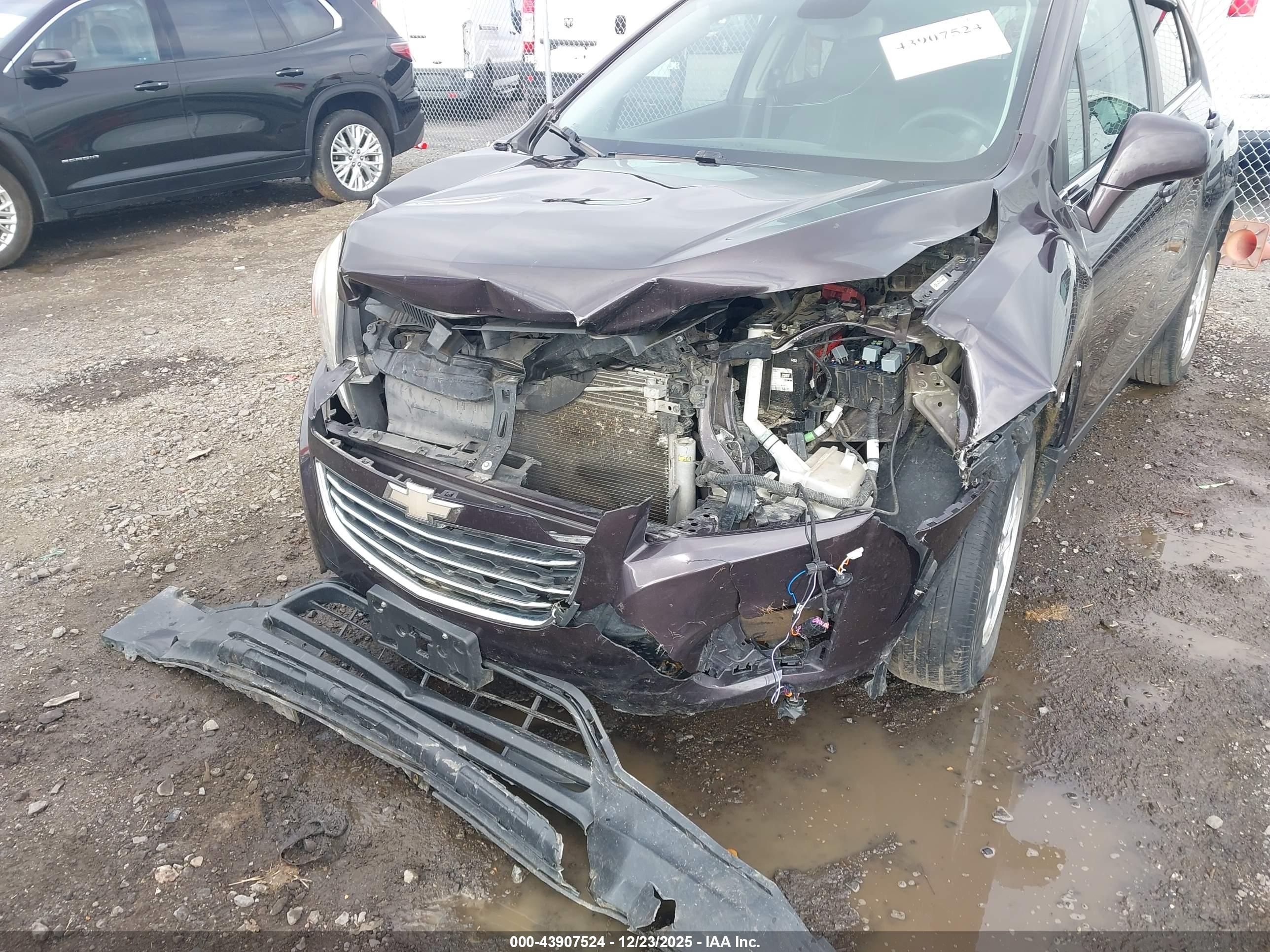 CHEVROLET TRAX image 6