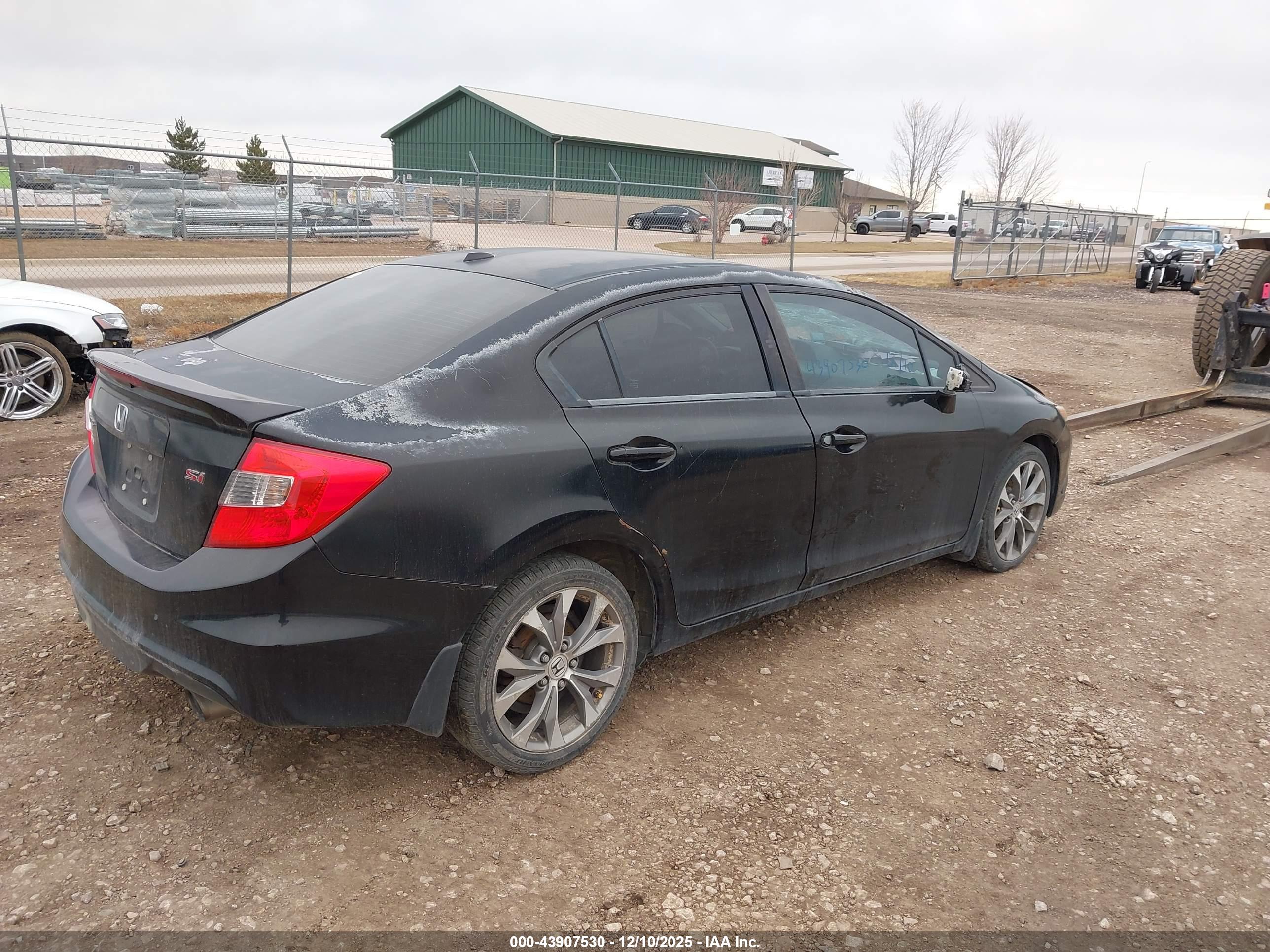 HONDA CIVIC image 4