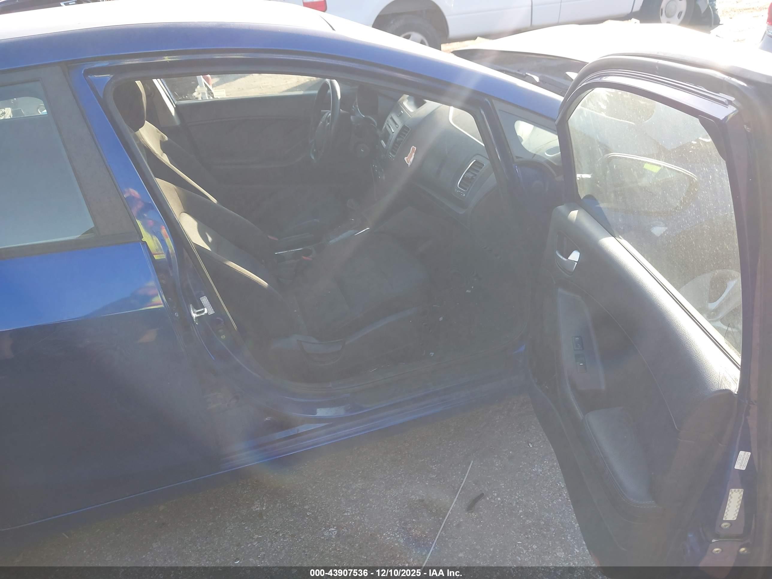 KIA FORTE image 5
