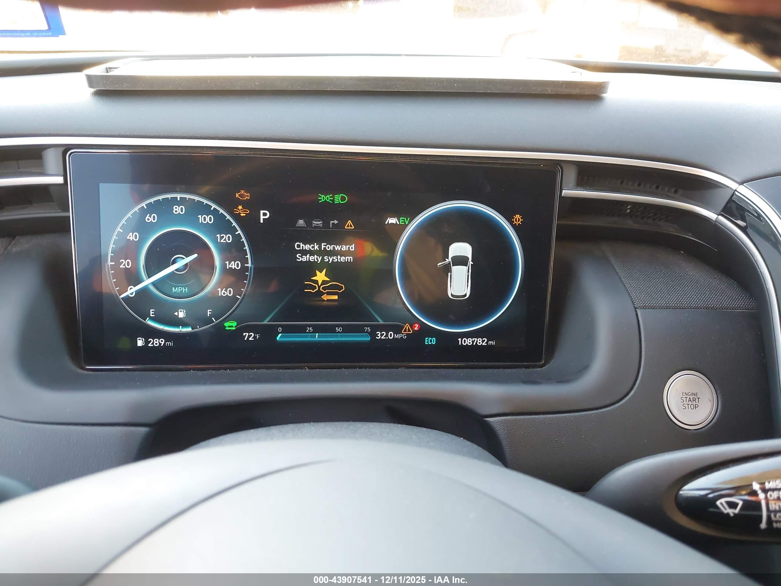 HYUNDAI TUCSON image 7