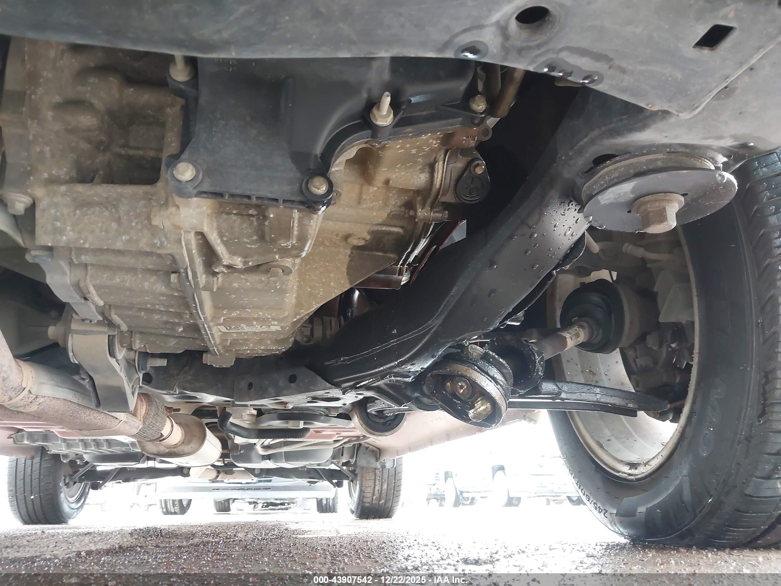 FORD EXPLORER image 6