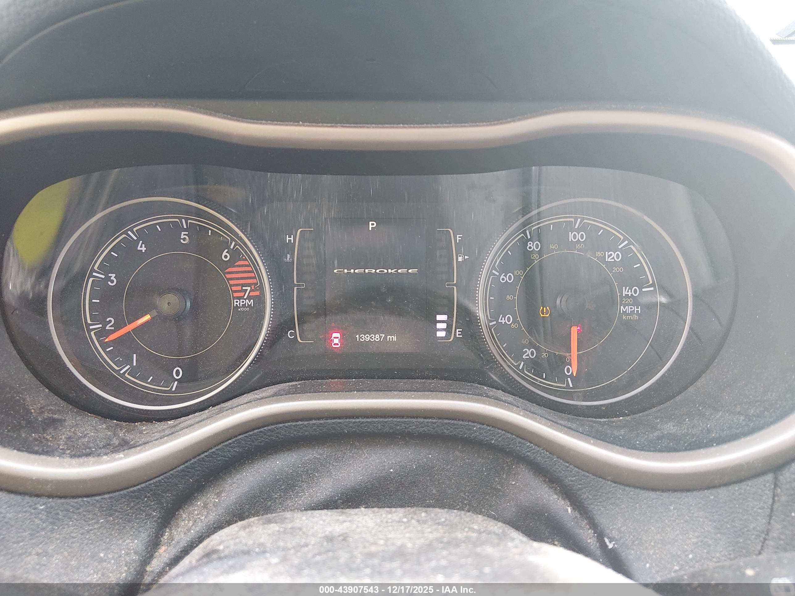 JEEP CHEROKEE image 7