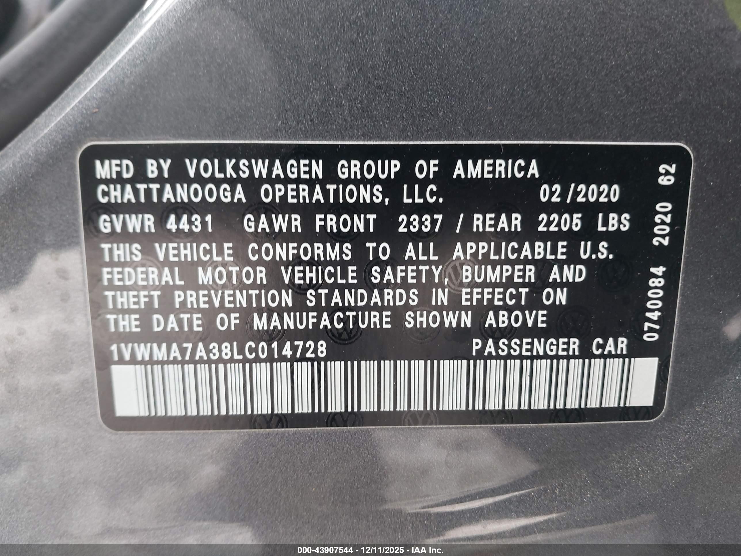 VOLKSWAGEN PASSAT image 9