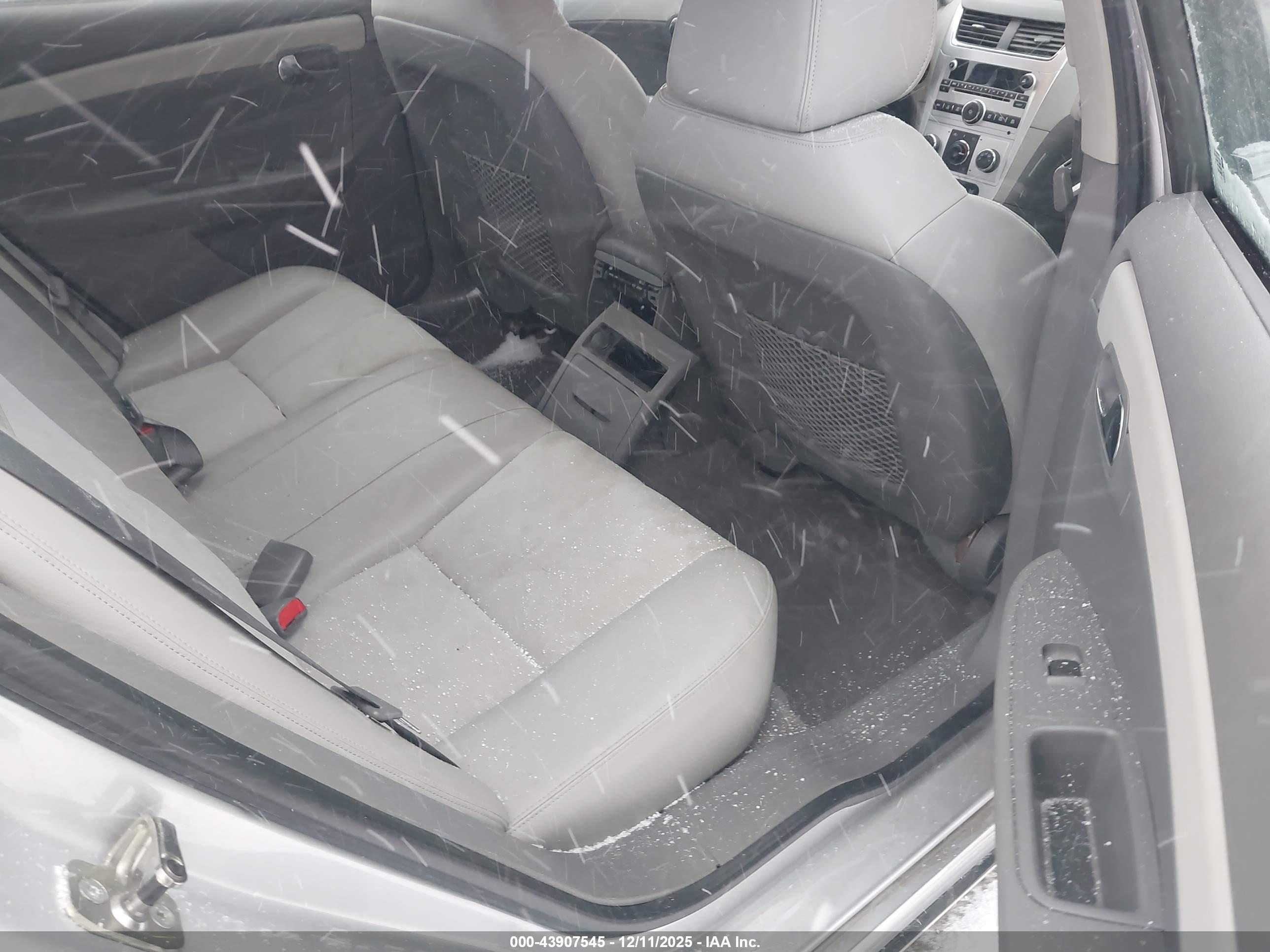 CHEVROLET MALIBU image 8